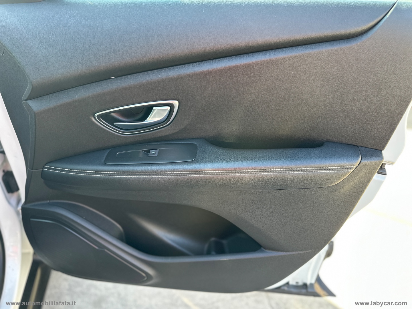 Scénic dCi 8V 110 CV Energy Zen 90.000 KM DIESEL - immagine 35
