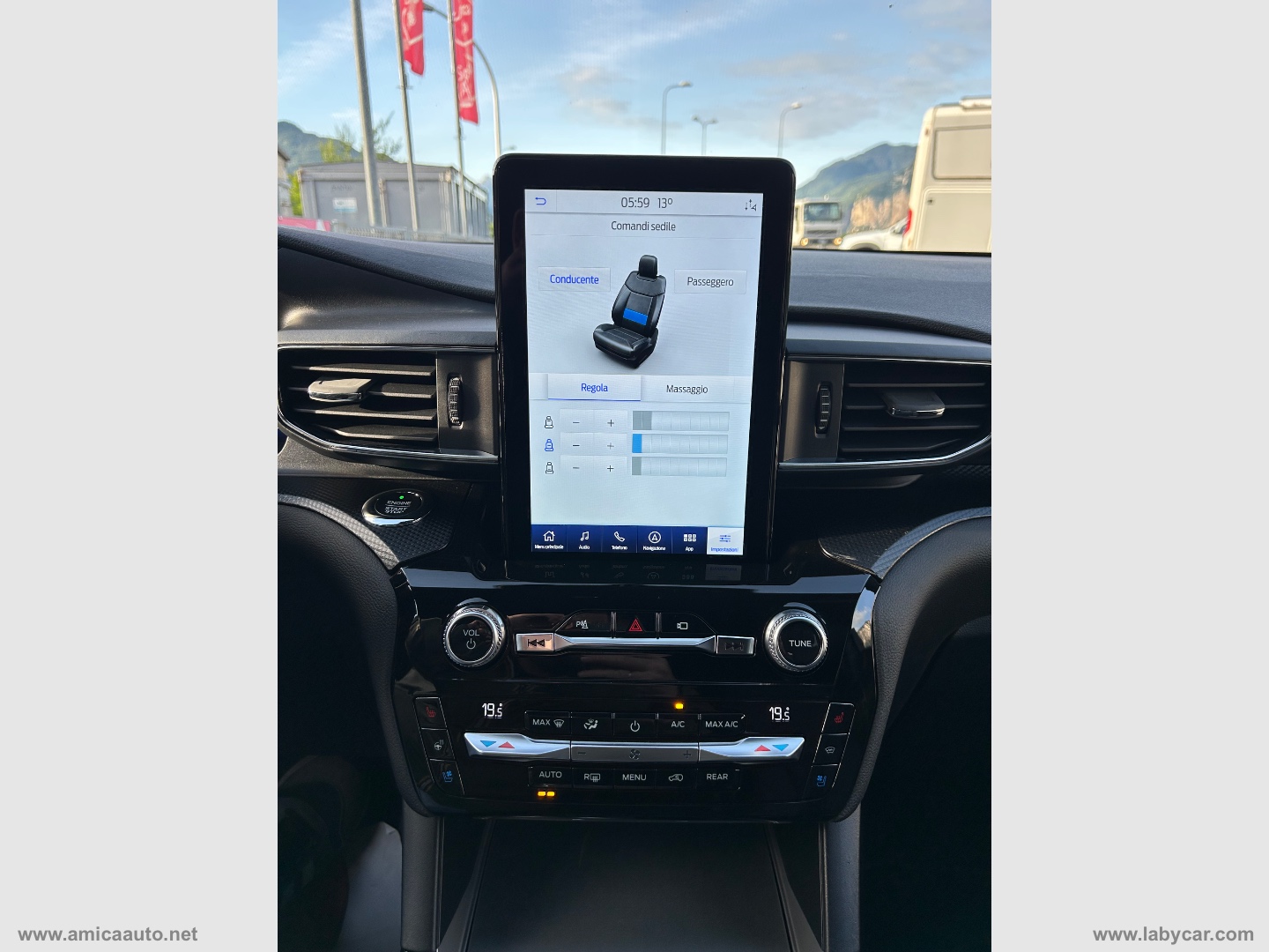 Explorer 3.0 PHEV 457 CV A10 AWD ST Line - immagine 35