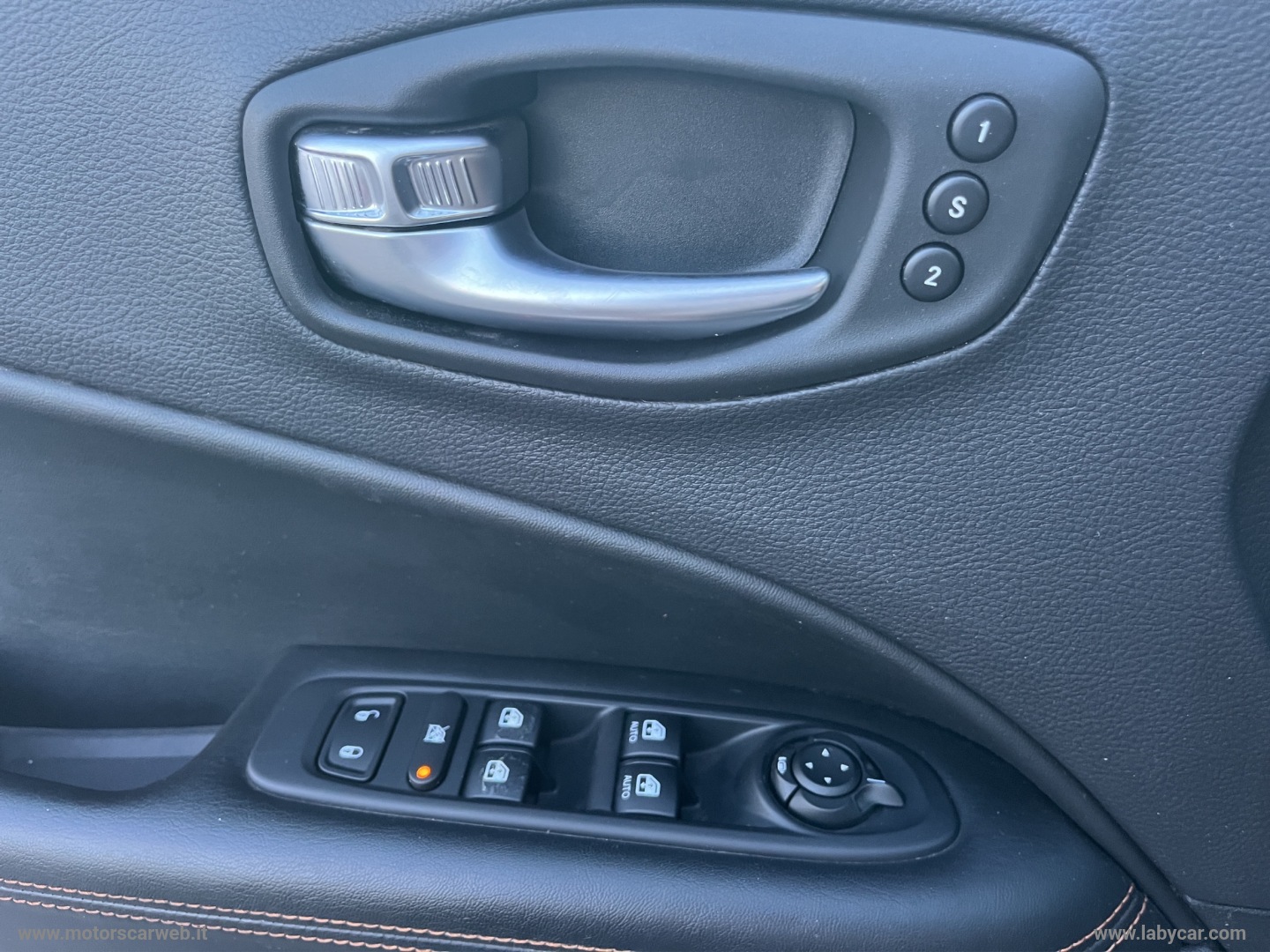 Compass 2.0 Mjt II aut. 4WD Opening Ed. - immagine 35