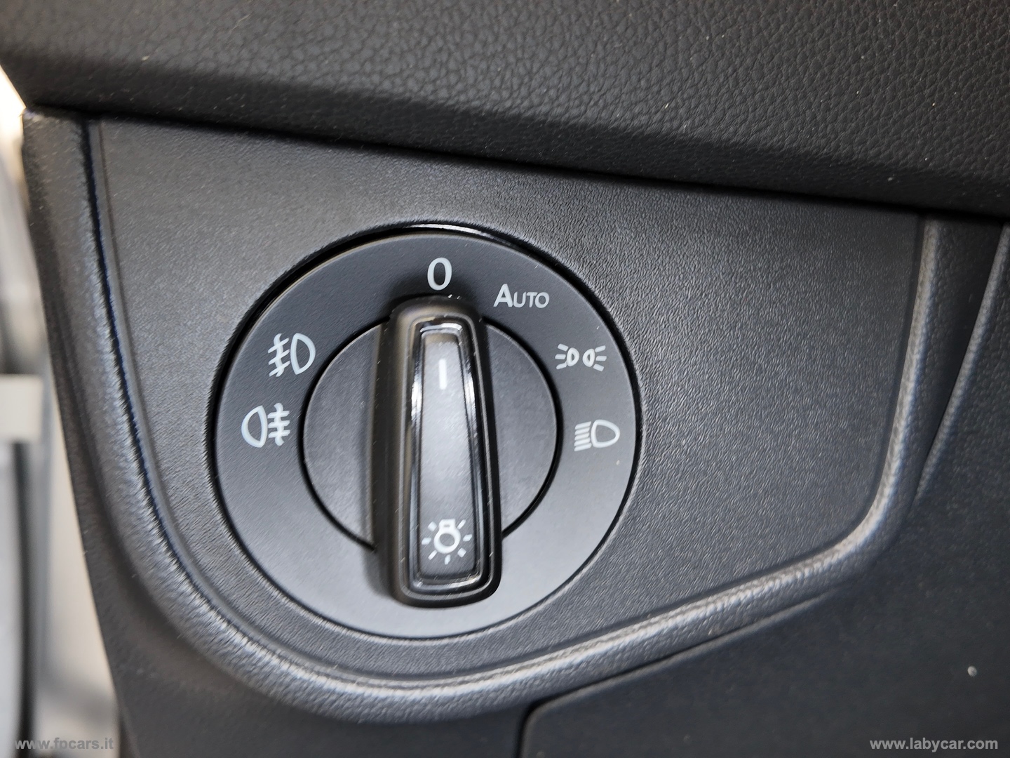 Polo 1.0 TSI 115 CV DSG R-Line - immagine 35