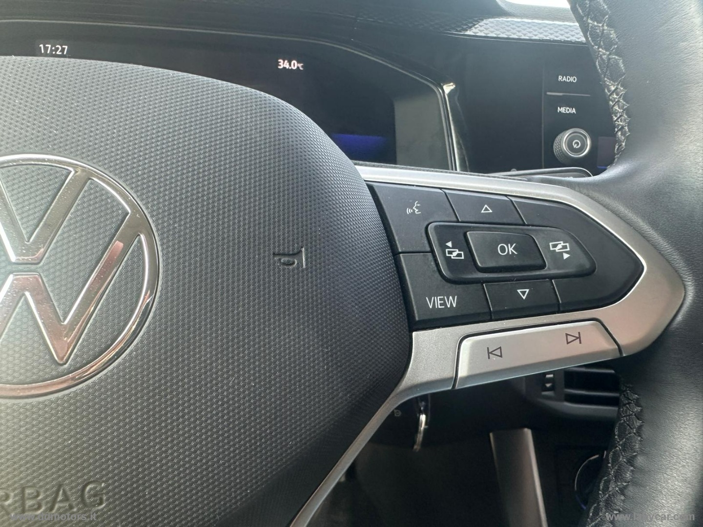 Polo 1.0 TSI Life *NEOPATENTATI* - immagine 35