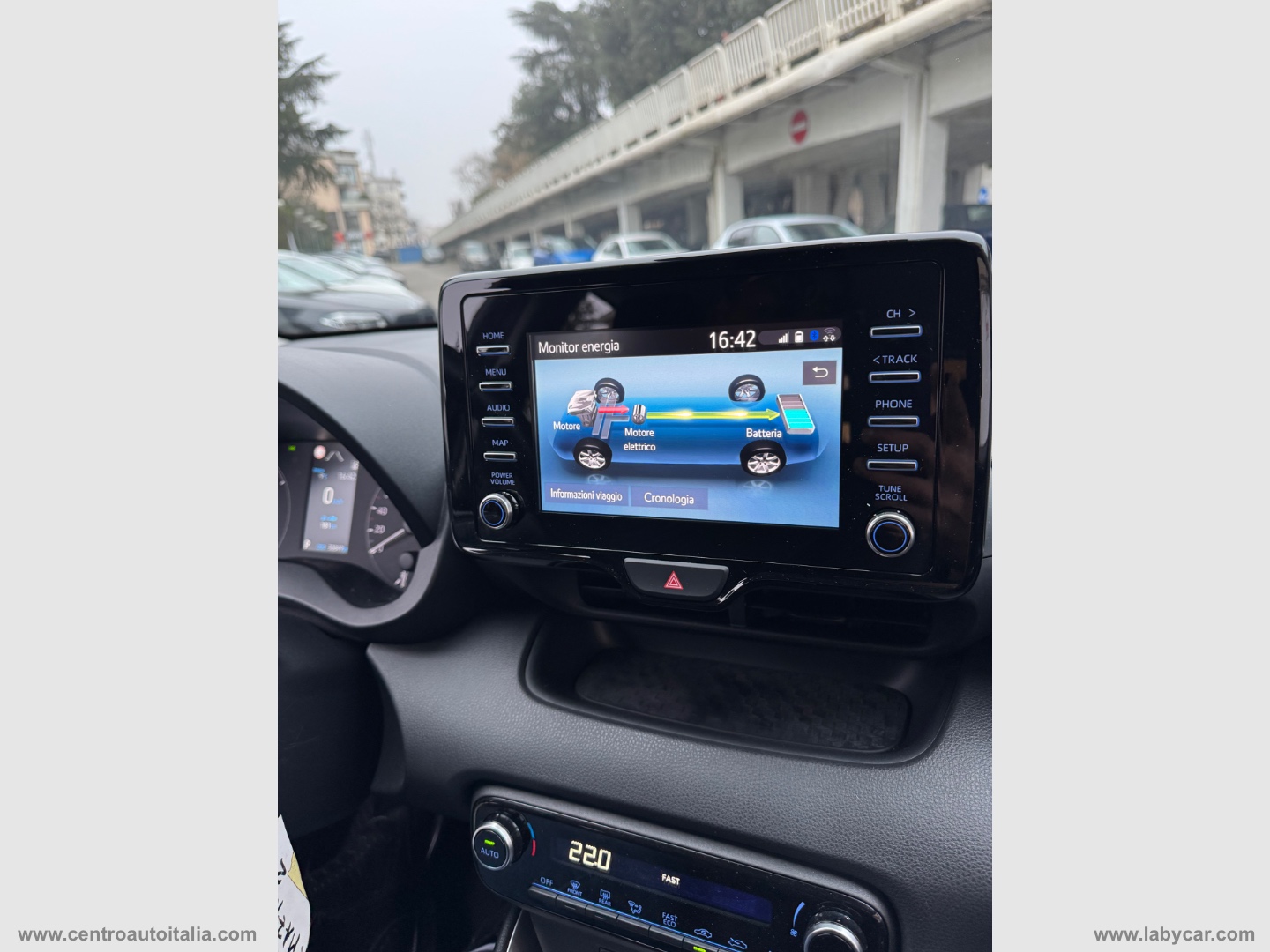 Mazda2 Hybrid 1.5 VVT Pure - immagine 35