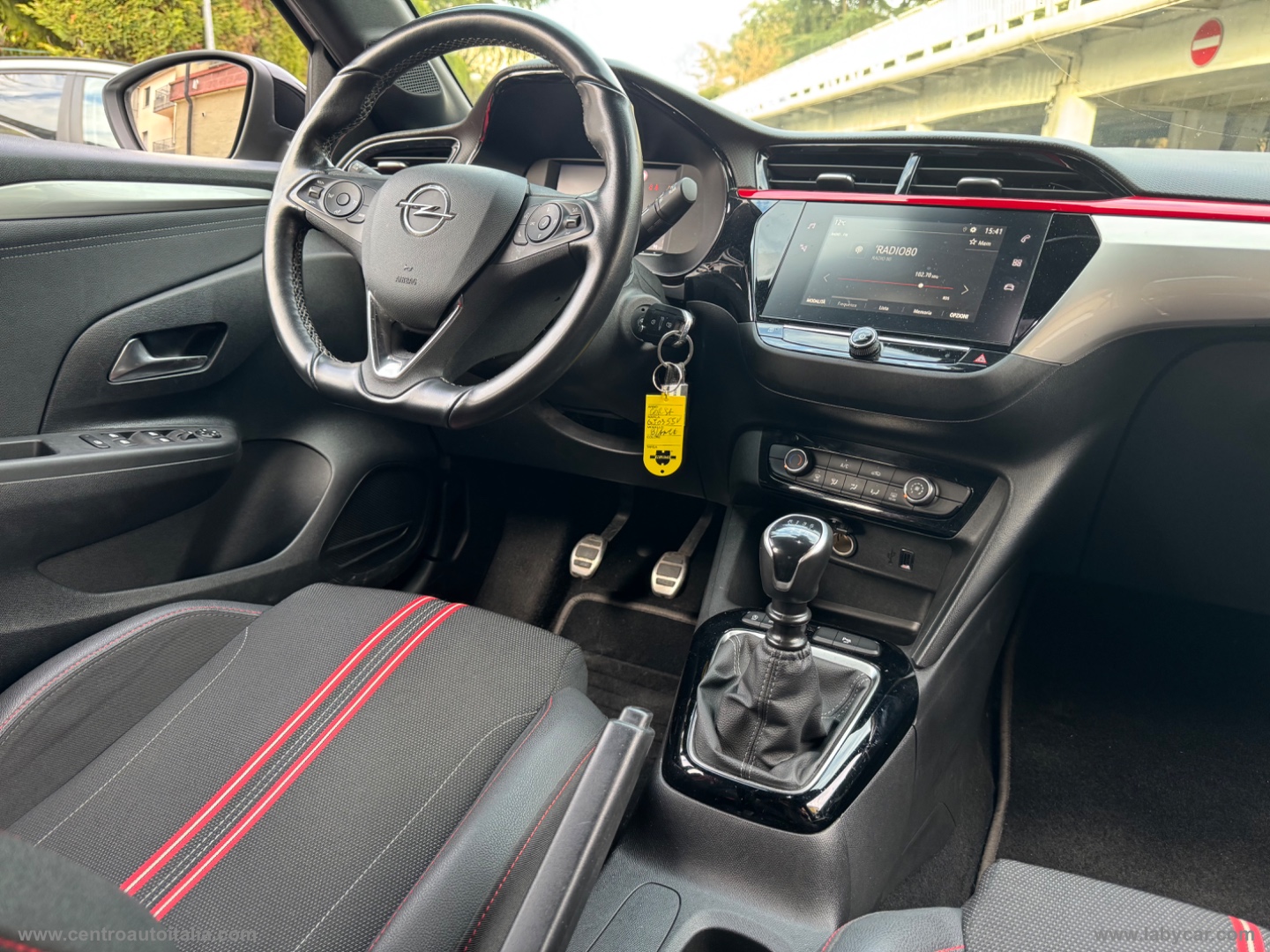 Corsa 1.2 100 CV GS Line - immagine 35