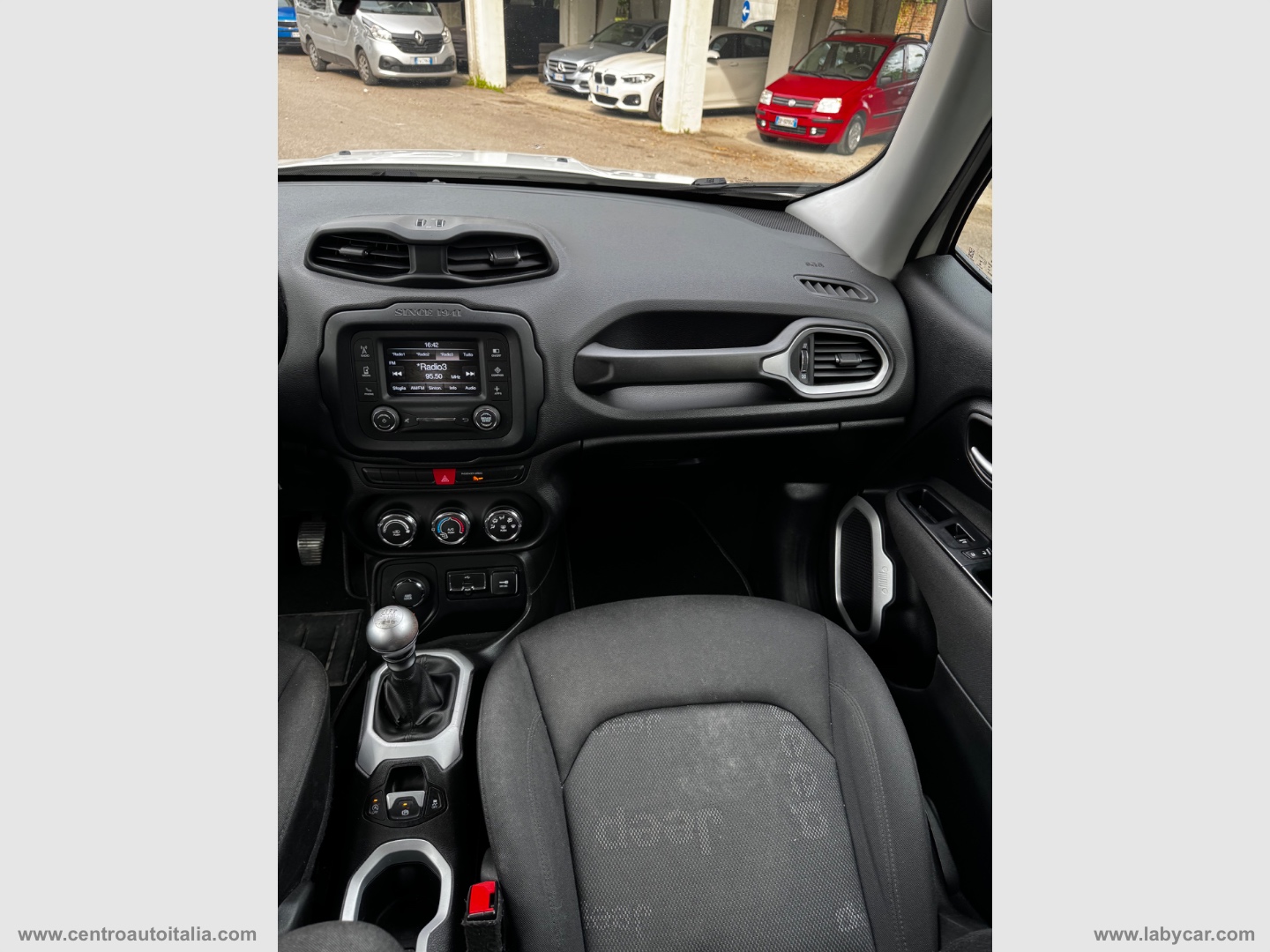 Renegade 2.0 Mjt 4WD Active Drive Sport - immagine 35