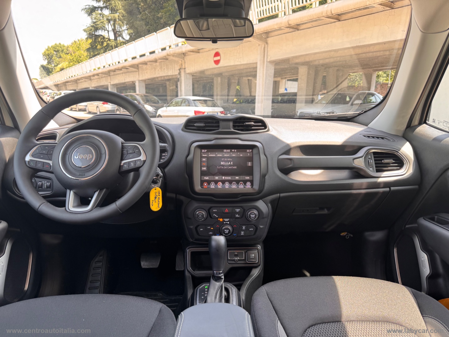 Renegade 1.5 T4 MHEV Limited - immagine 35