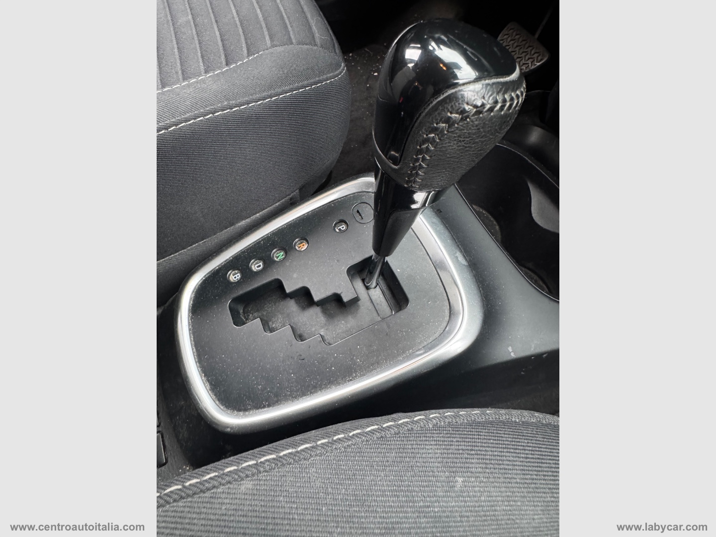 Yaris 1.5 Hybrid 5p. Business - immagine 35