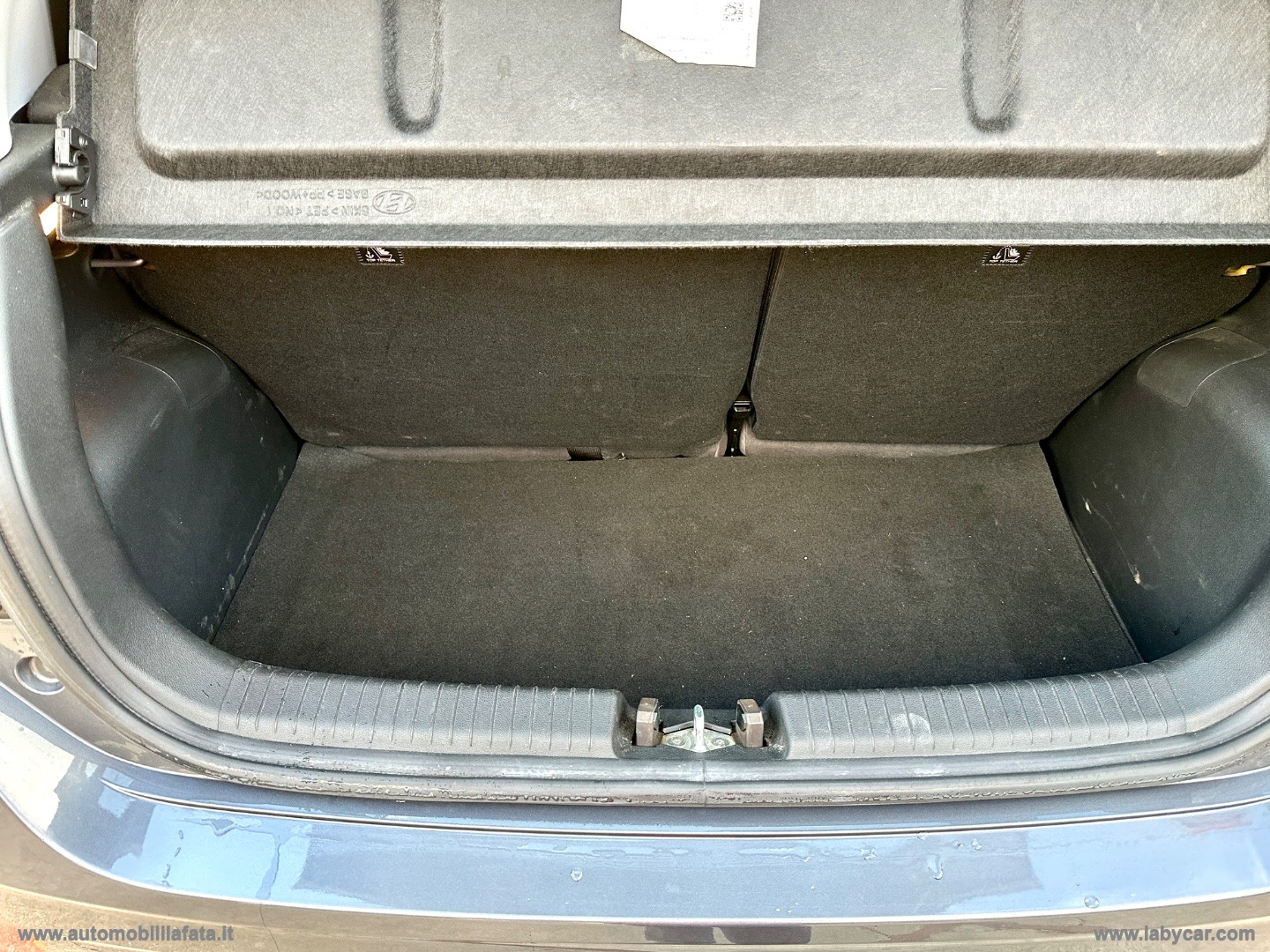 i10 1.0 MPI Tech 26.000 KM - immagine 35