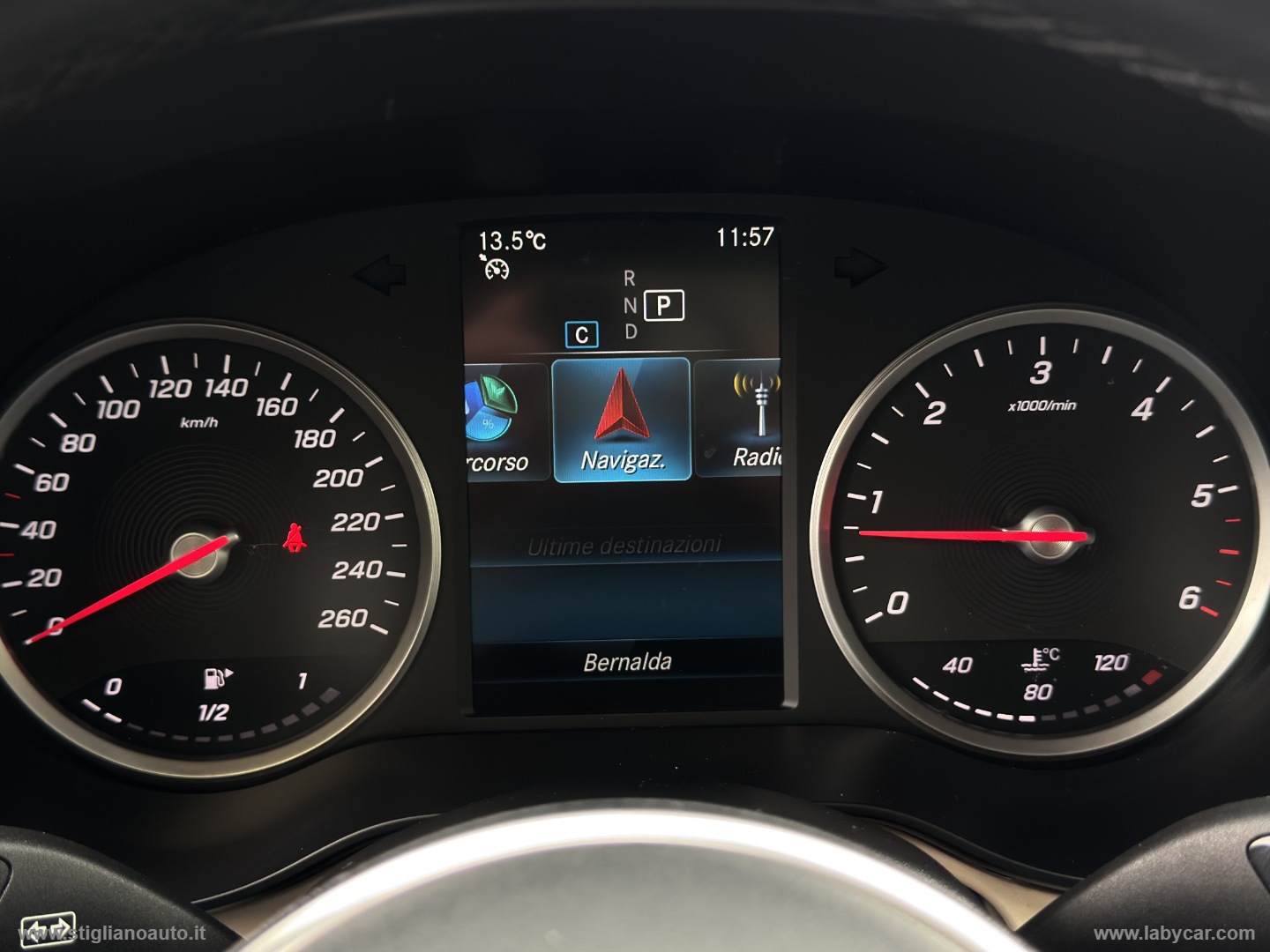 GLC 200 d 4Matic Executive - immagine 36