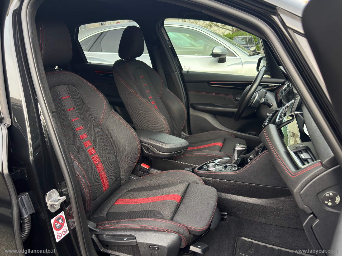 218d Active Tourer Sport - immagine 36