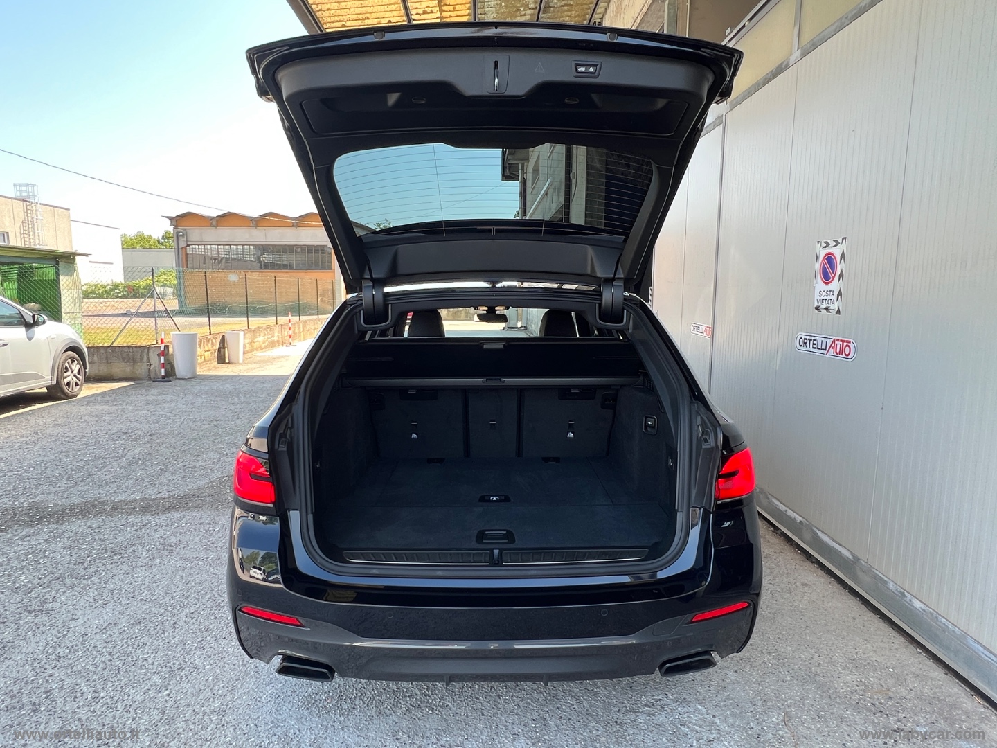 530d 48V xDrive Touring Msport M SHADOW LINE+TETTO APR. - immagine 36
