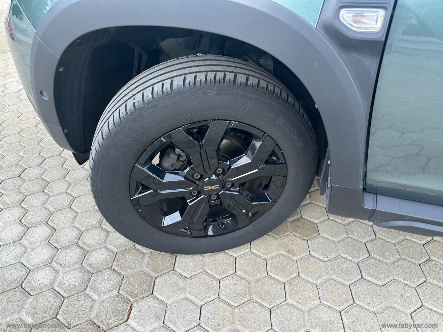 Duster 1.0 TCe GPL 4x2 Extreme - immagine 36