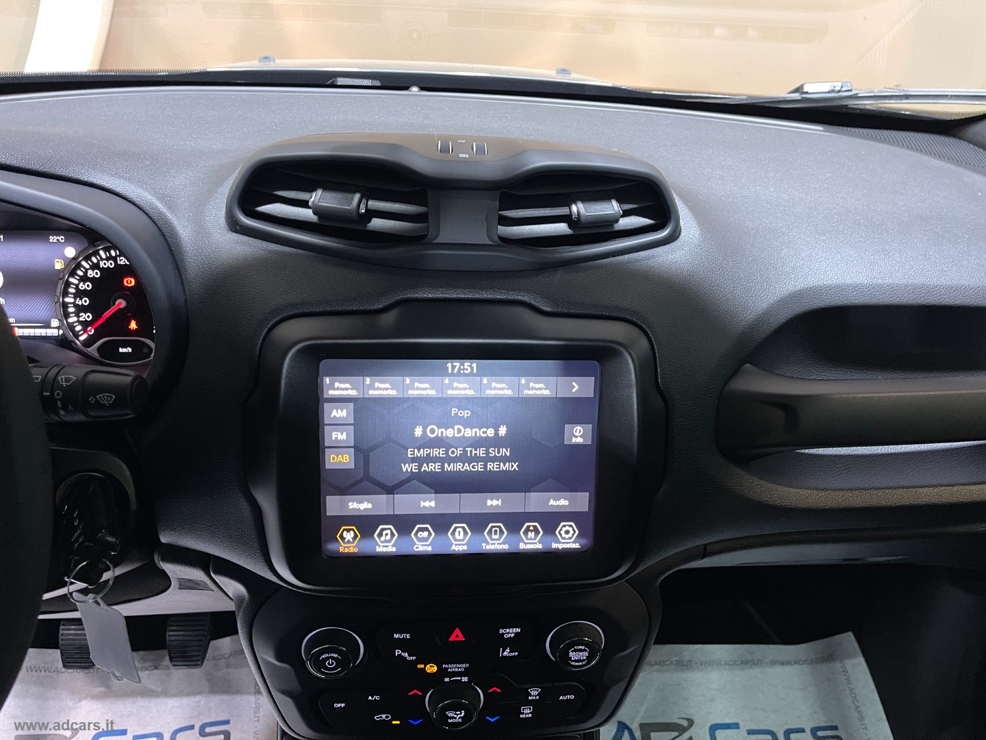 Renegade 1.0 T3 Limited *NEOPATENTATI*BENZINA* - immagine 36