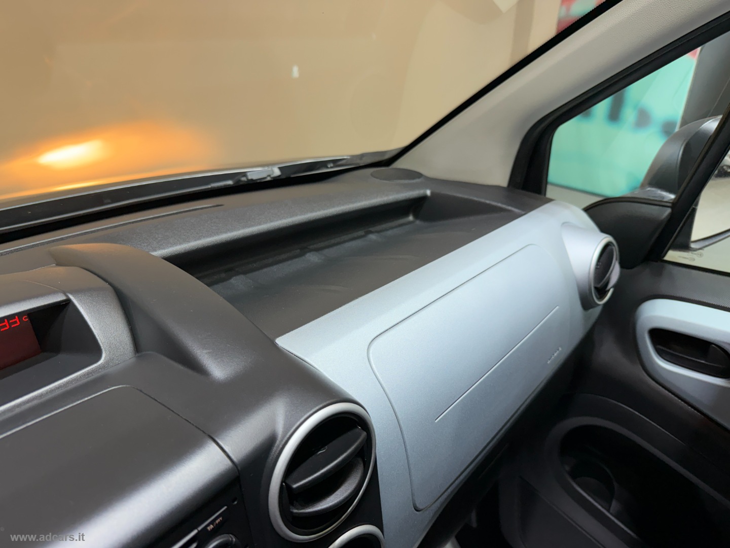 Berlingo Multispace 1.6 HDi 115 Seduct. *STORICO SERVICE*SENSORI POST* - immagine 36