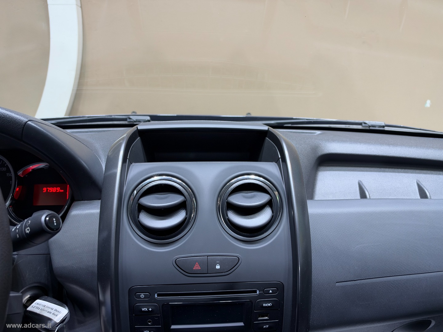 Duster 1.2 TCe 125 CV S&S 4x4 SS Brave *GOMME NUOVE* - immagine 36