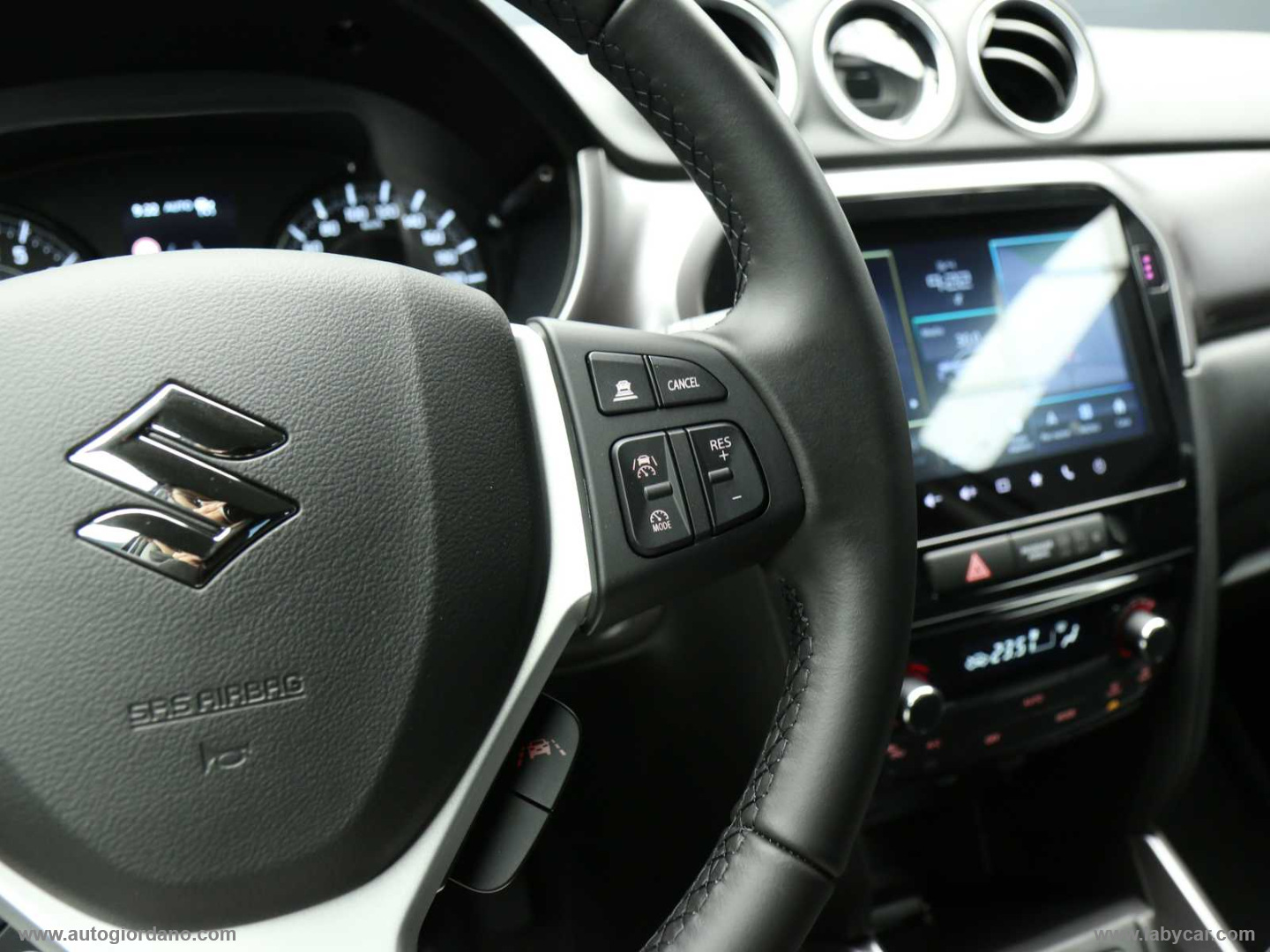 Vitara 1.4 Hybrid 4WD AllGrip Cool+ - immagine 36
