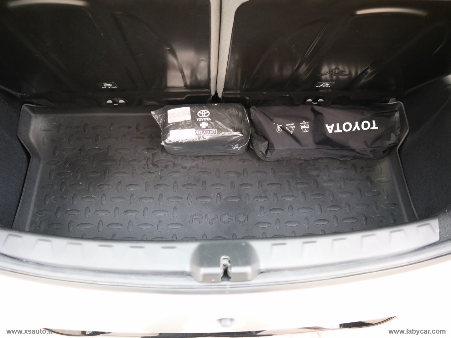 Aygo Con. 1.0 VVT-i 72CV 5p.x-music MMT - immagine 36
