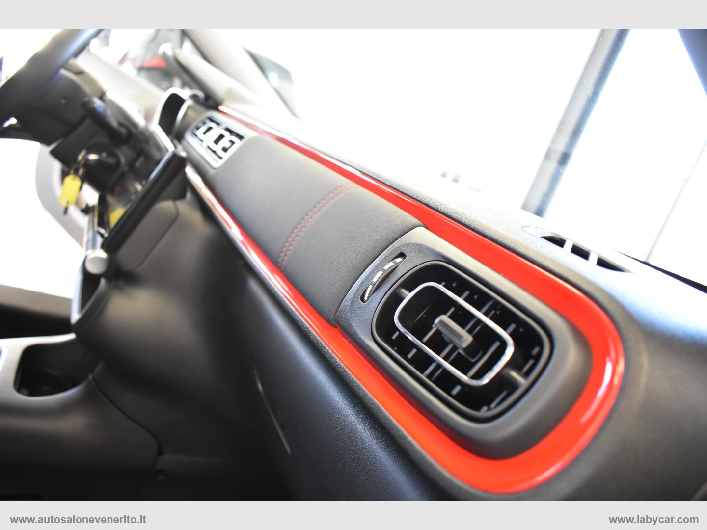 C3 BlueHDi 75 S&S Shine - immagine 36