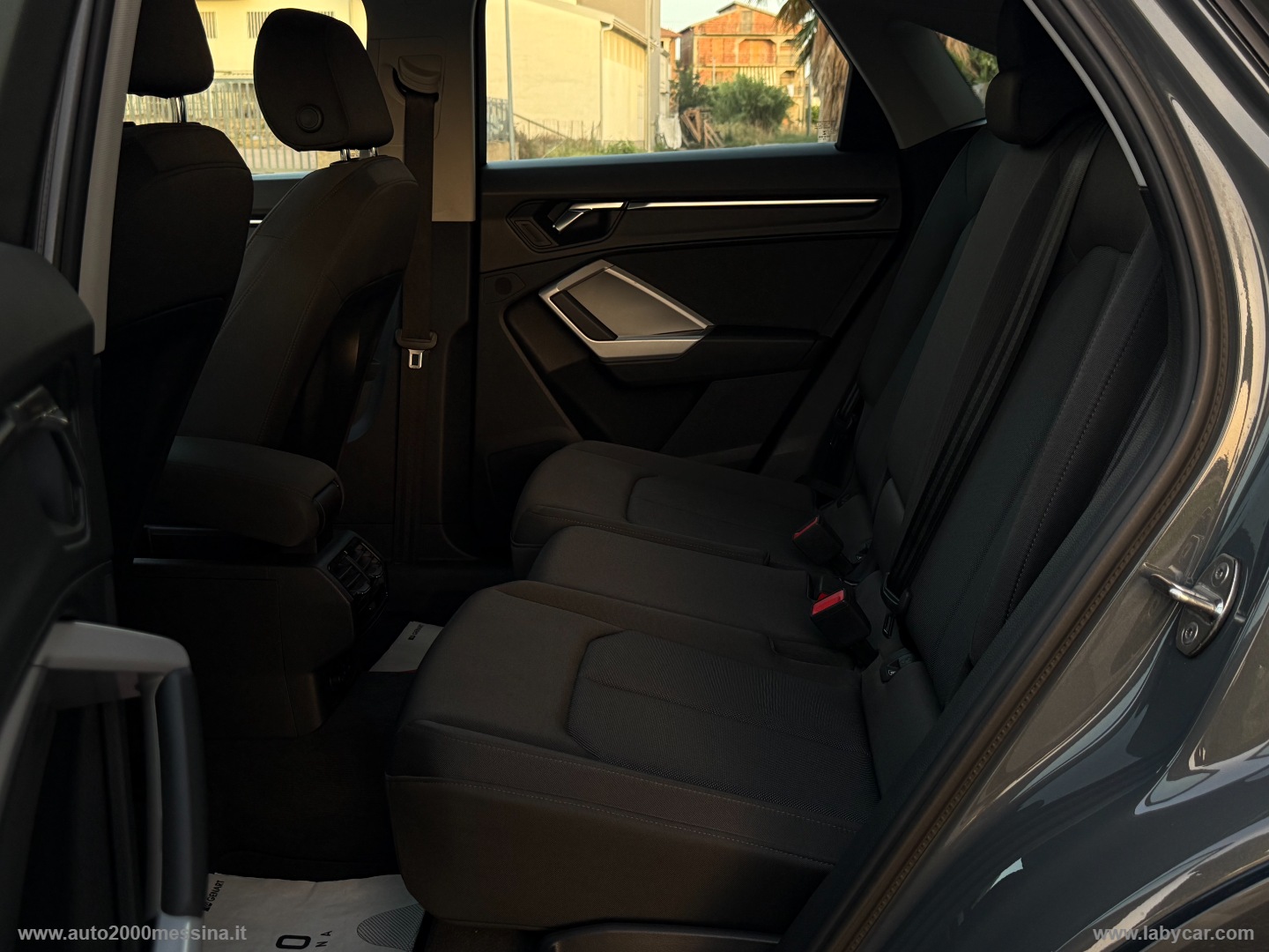 Q3 SPB 35 TDI S tronic Business Plus - immagine 36