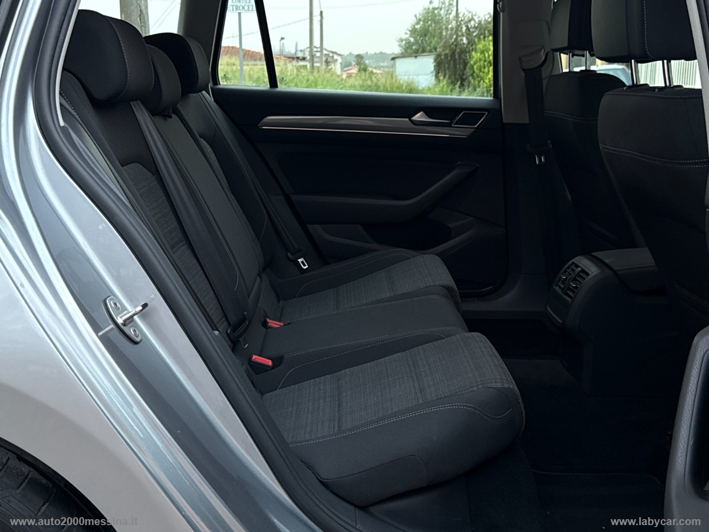 Passat Var. 2.0 TDI 122 CV EVO DSG Bus. - immagine 36