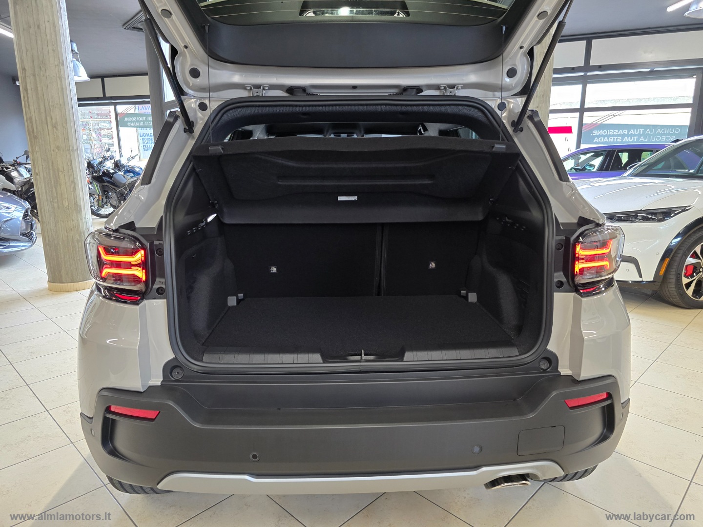 Avenger 1.2 Turbo MHEV Summit - immagine 36