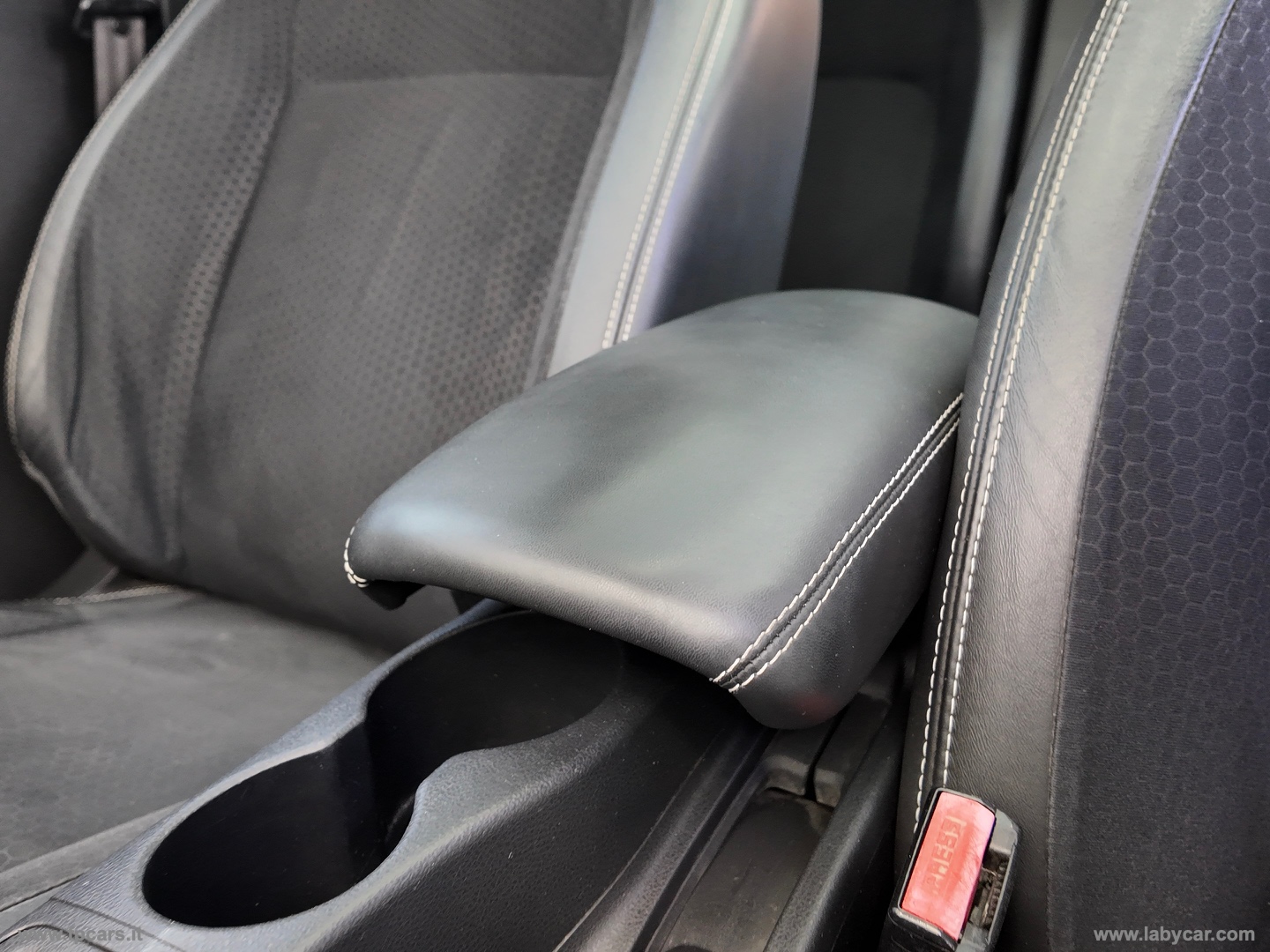 Qashqai 1.6 dCi Tekna TETTO PAN. - immagine 36