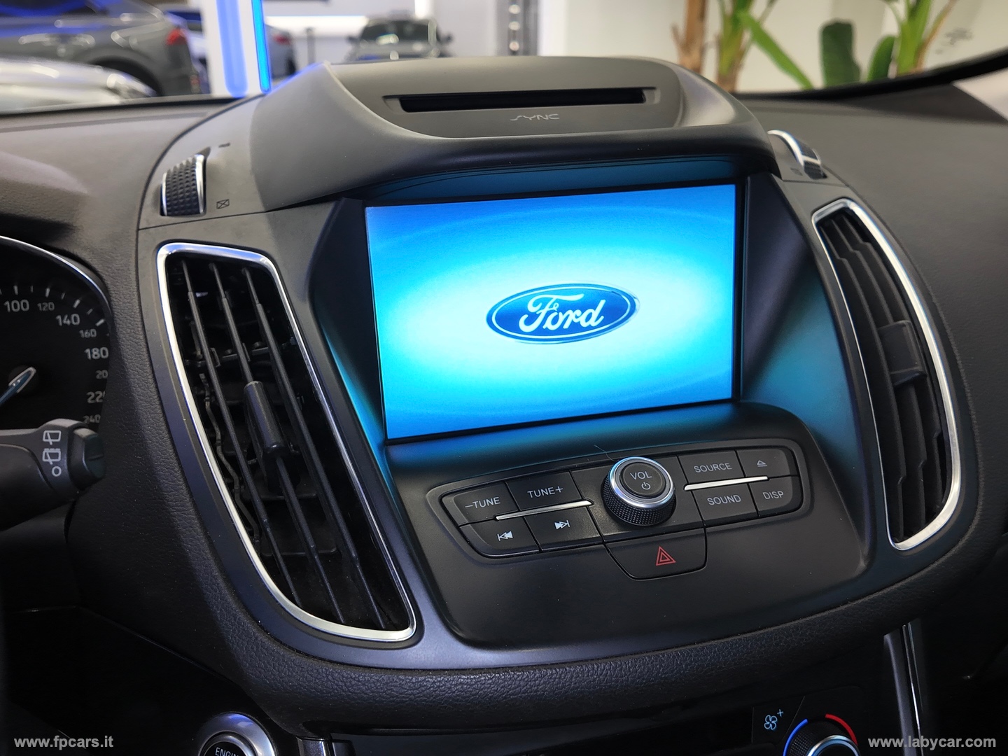 C-Max 1.5 TDCi 120 CV S&S Titanium X - immagine 36