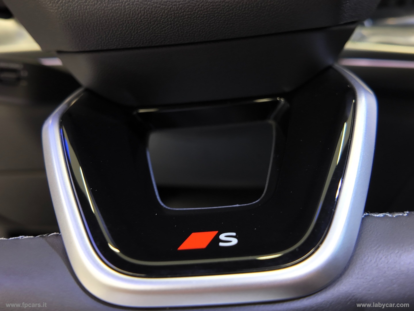 Q3 SPB TDI 193CV S tr. quattro S Line TETTO APRIB. - immagine 36
