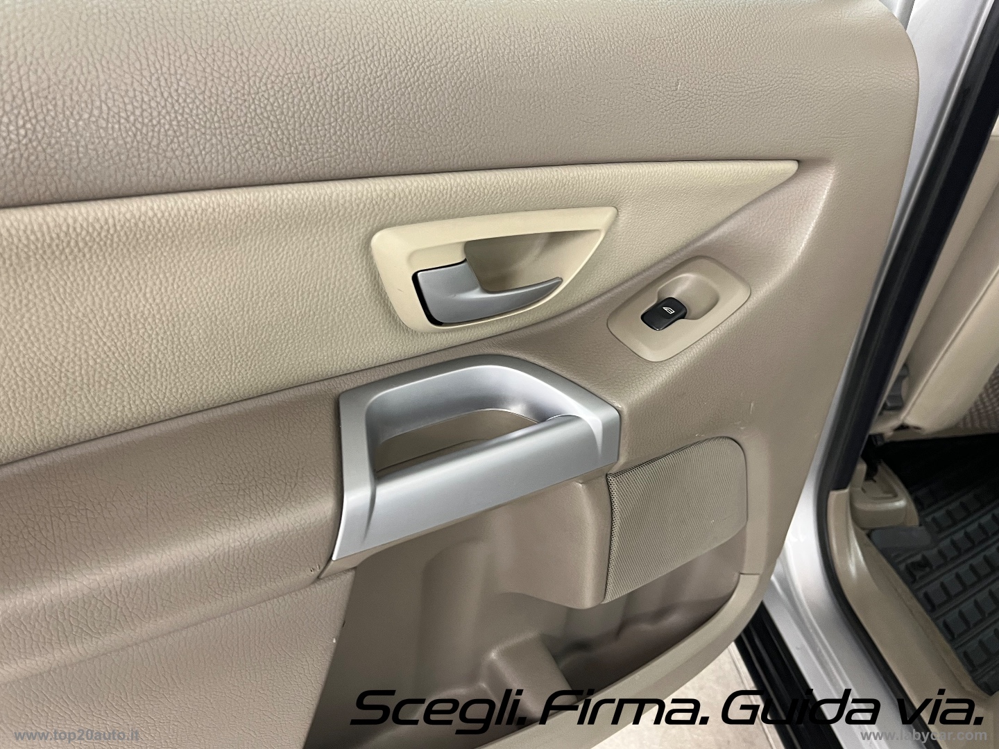 XC90 2.4 D5 aut. AWD Executive|UNICO PROPRIETARIO|ISCRZ. CVS - immagine 36