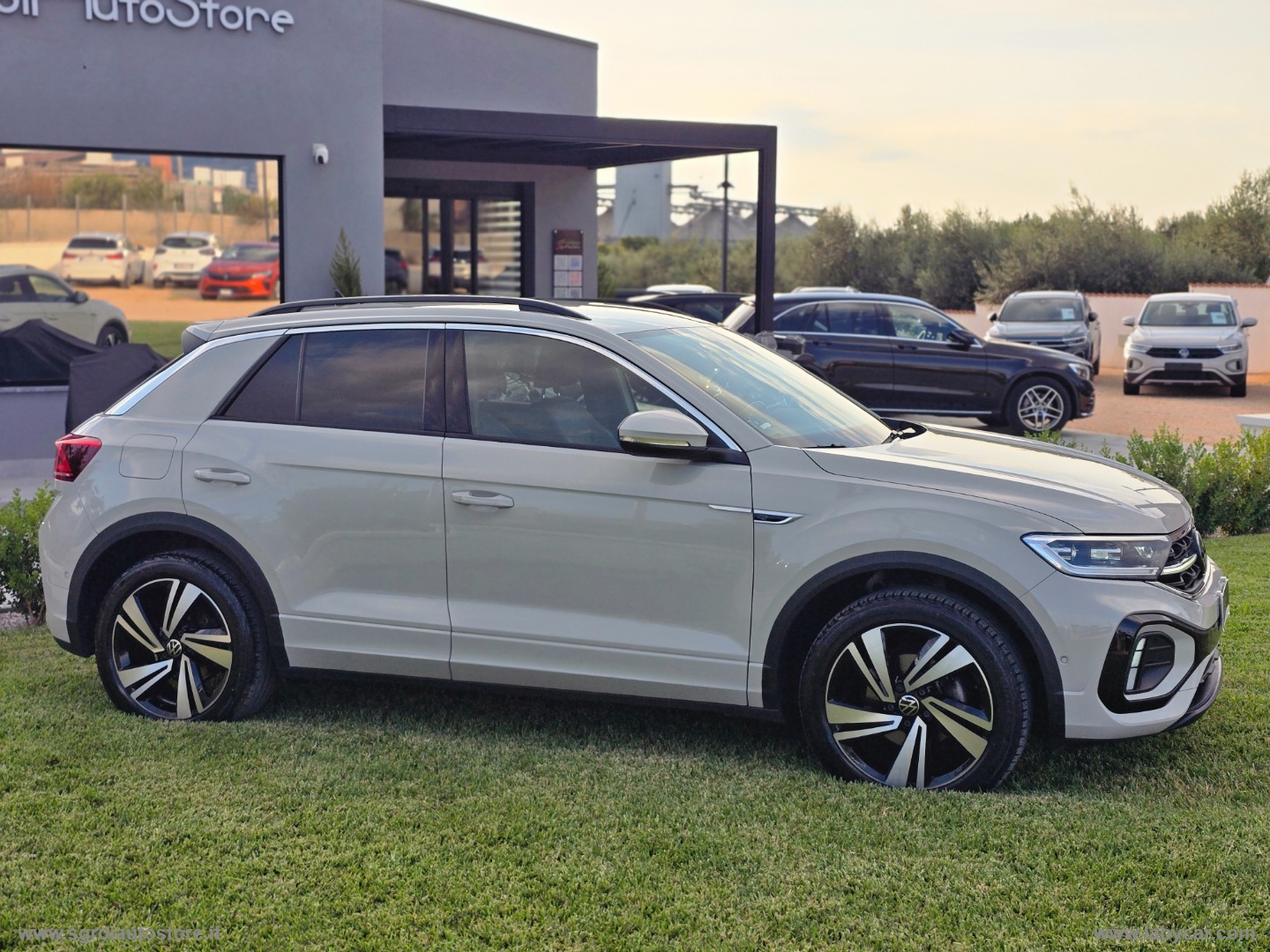 T-Roc 2.0 TDI SCR R-Line - immagine 36