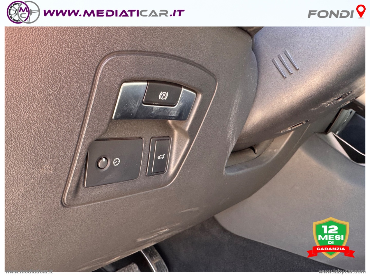 RR Velar 2.0D 240 R-Dynamic HSE - immagine 36