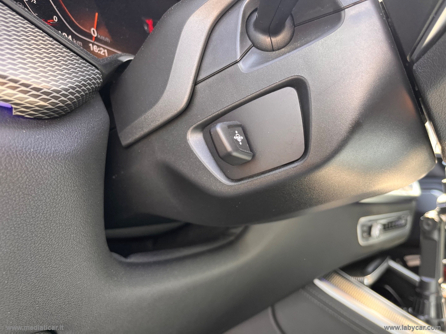 X5 xDrive30d 48V Msport - immagine 36