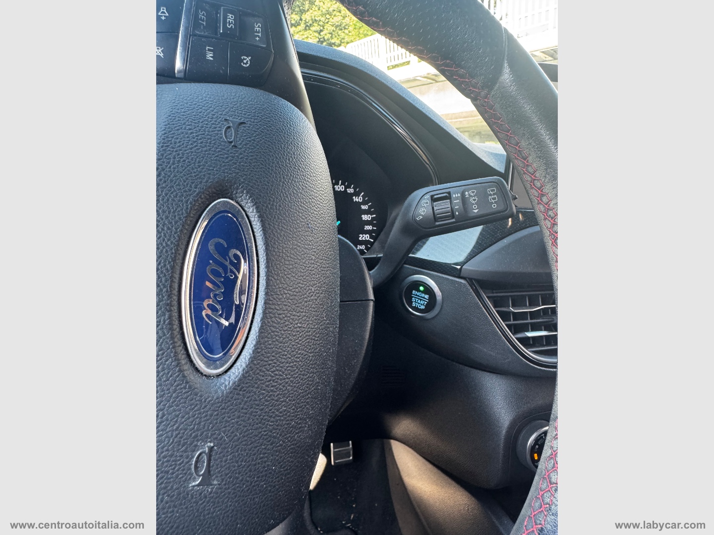 Focus 1.5 EcoBlue 120CV 5p. ST Line - immagine 36
