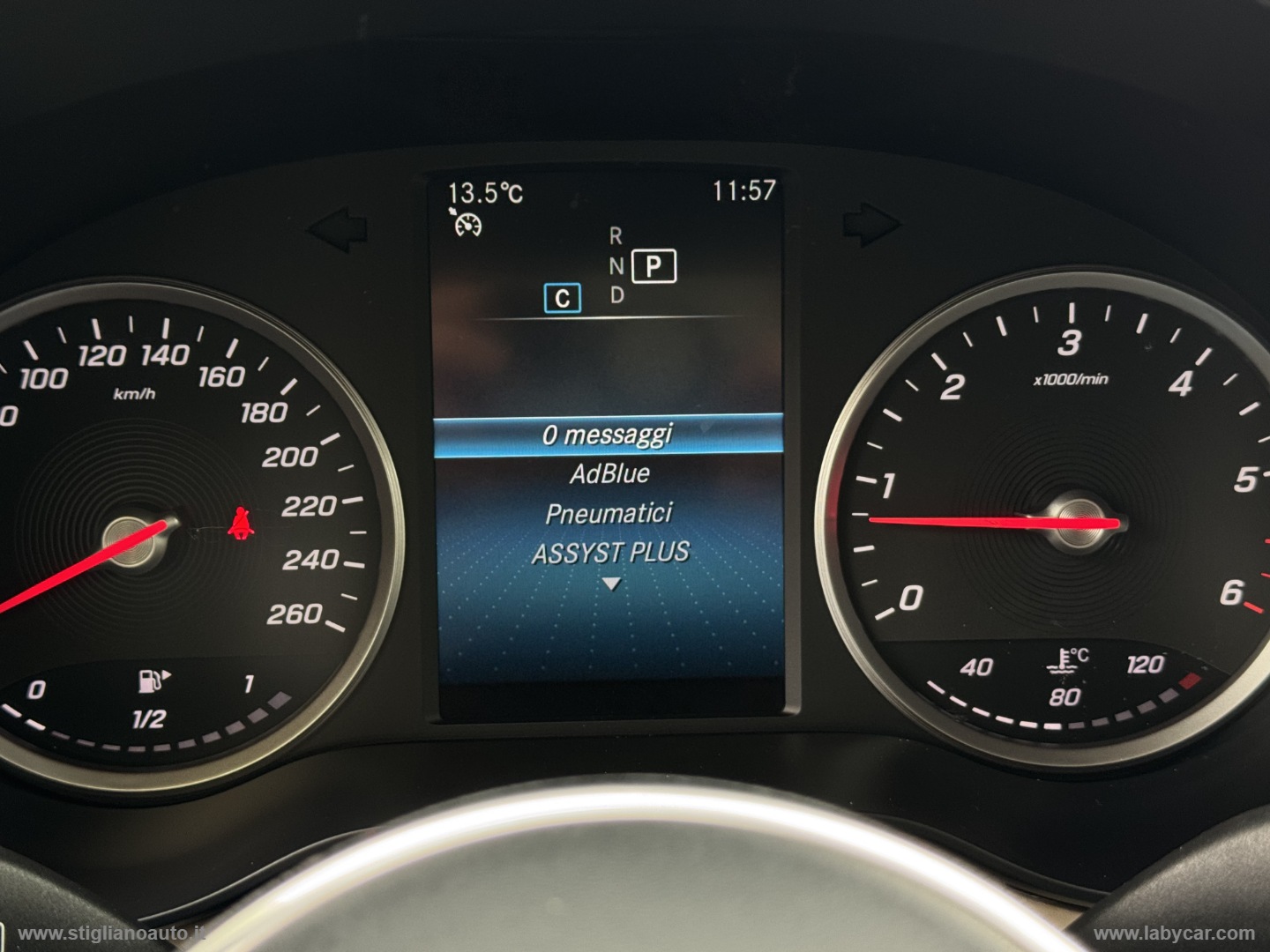 GLC 200 d 4Matic Executive - immagine 37