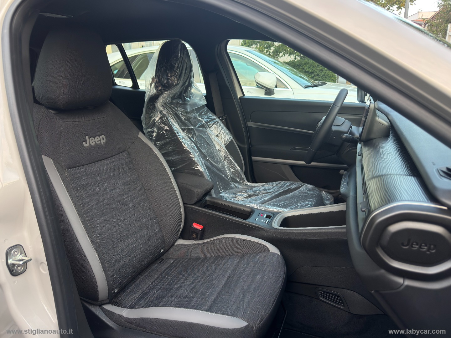 Avenger 1.2 Turbo 110CV e-Hybr.Longitude - immagine 37