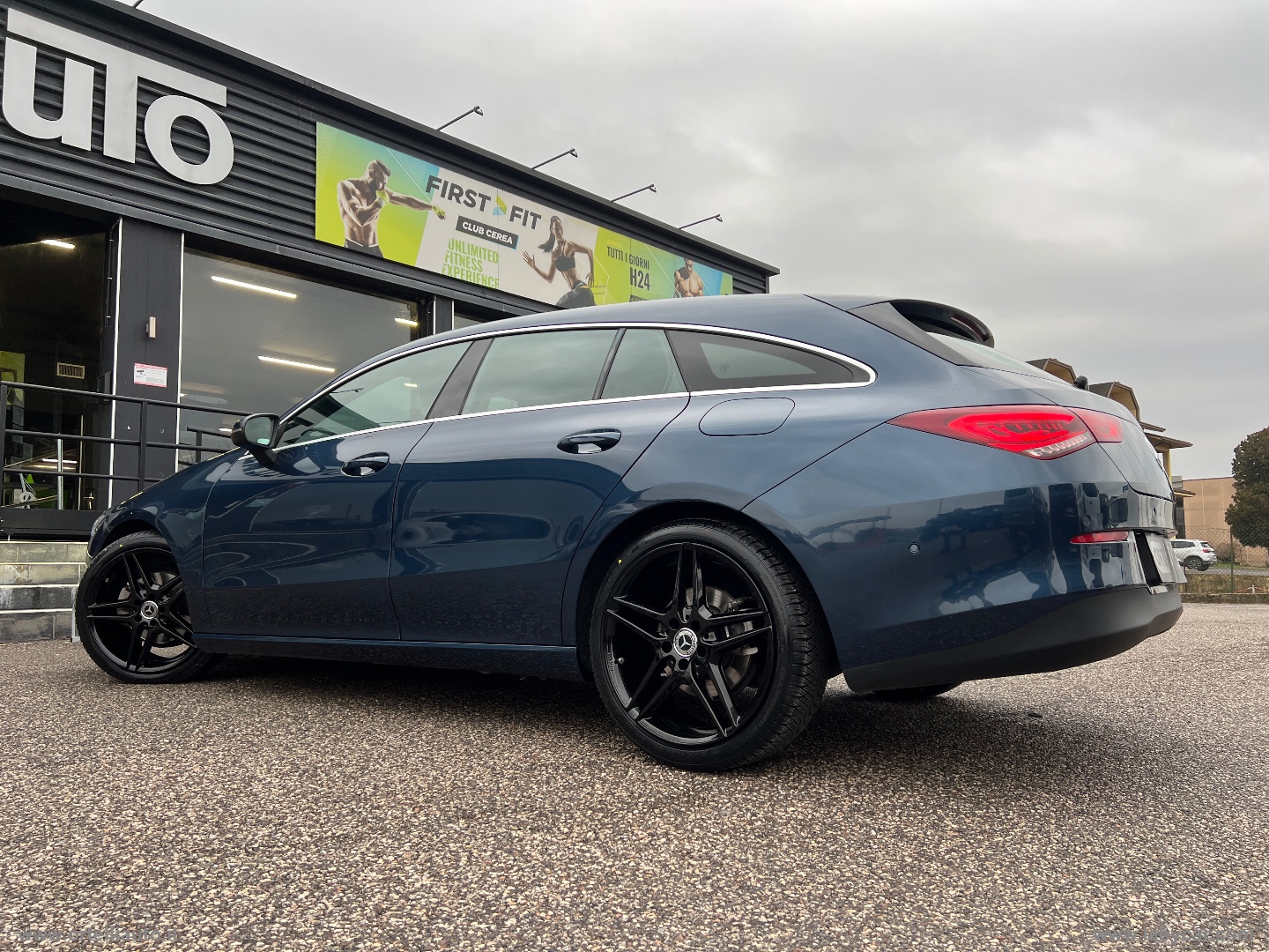 CLA 200 d Aut. Shooting Brake Business IVA DEDUCIBILE - immagine 37