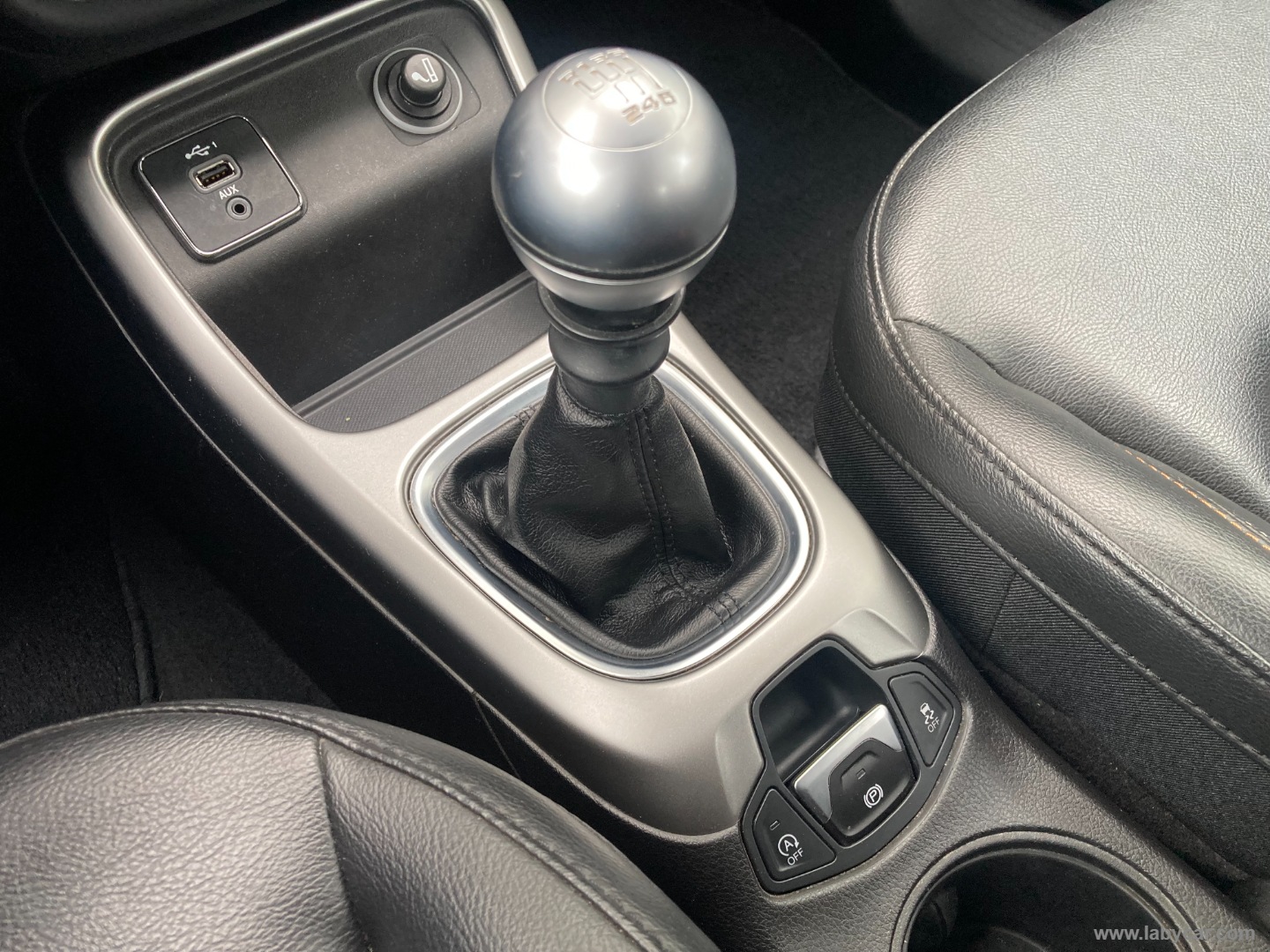 Compass 1.4 MultiAir 2WD Business - immagine 37