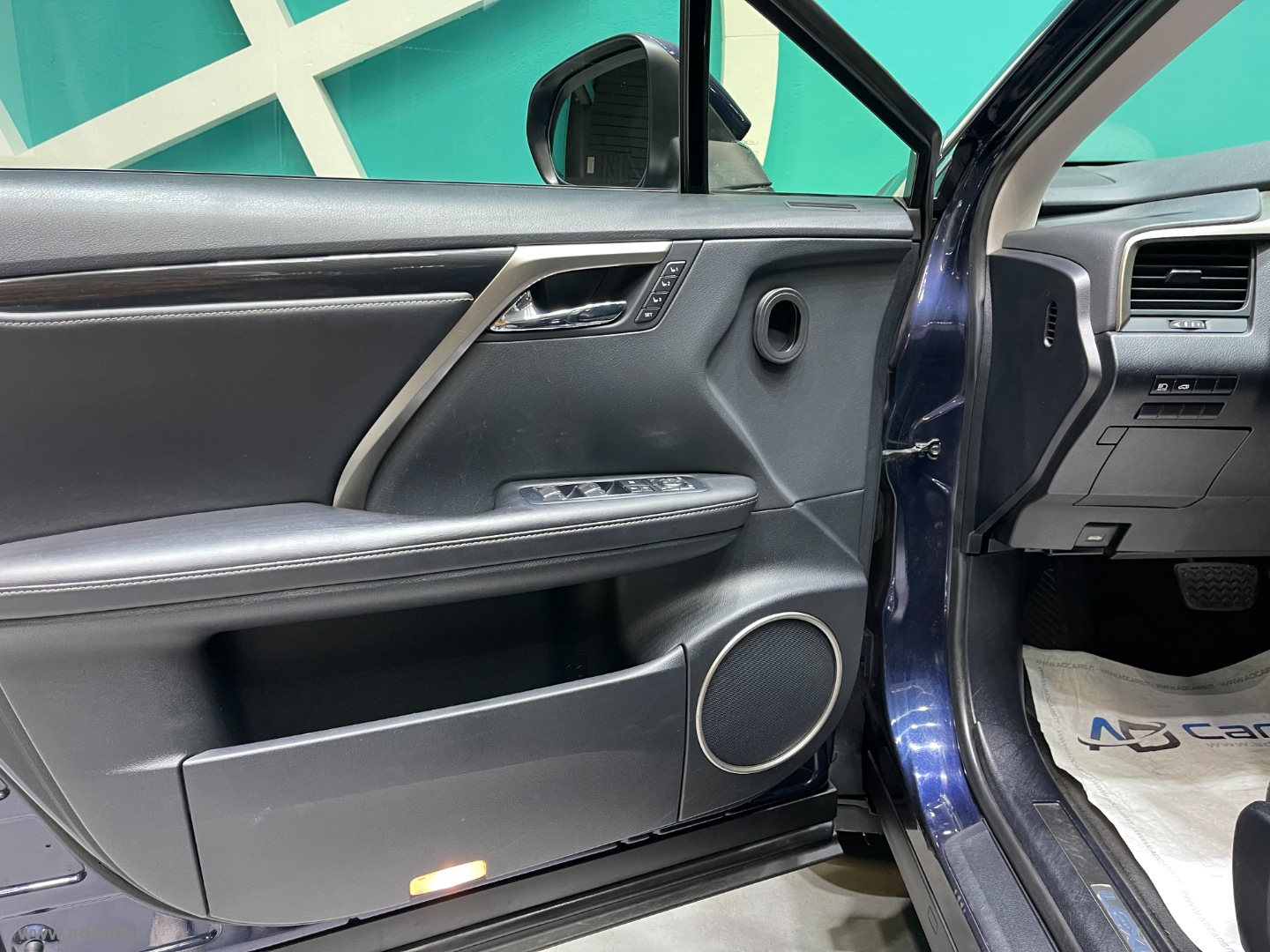 RX Hybrid Executive *SEDILI ELETTRICI RISC.+RAFFR.* - immagine 37