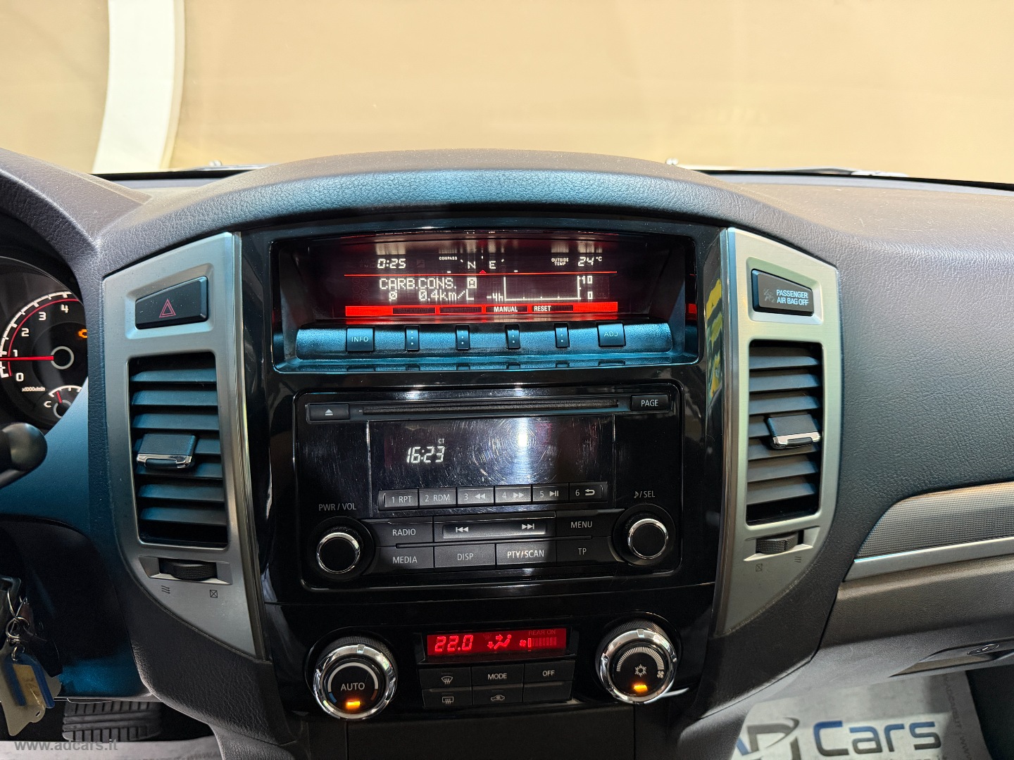 Pajero 3.2 DI-D 16V aut. 5p. Intense DPF *7 POSTI*GANCIO TRAINO* - immagine 37