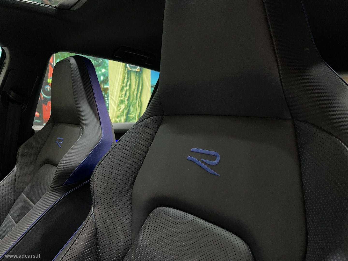 Golf R 2.0 TSI DSG 4Motion *AKRAPOVIC*TETTO*PELLE*ESTORIL*IQ LIGHT - immagine 37