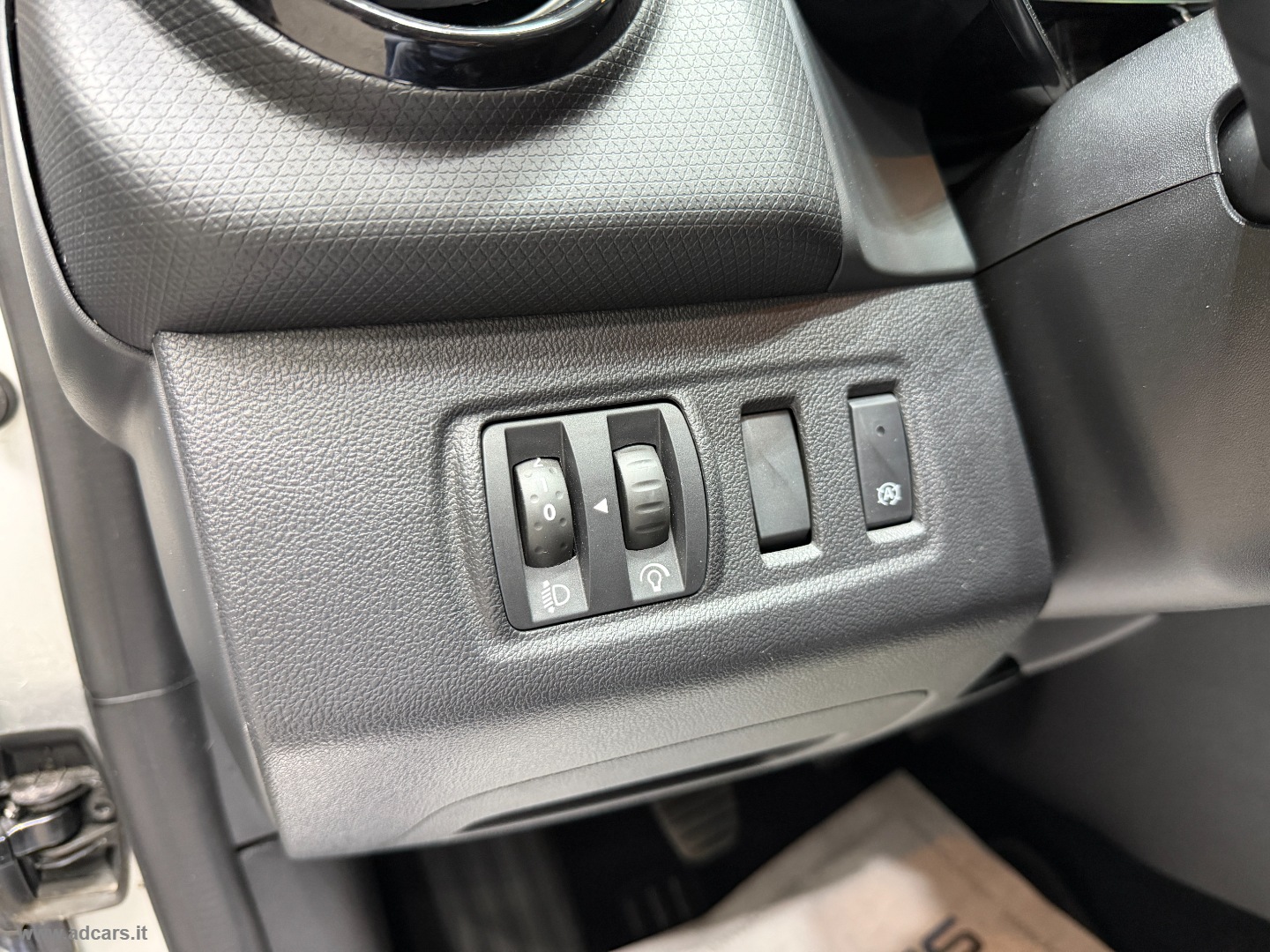 Clio dCi 8V 75 CV S&S 5p. Energy Zen *NEOPATENTATI* - immagine 37