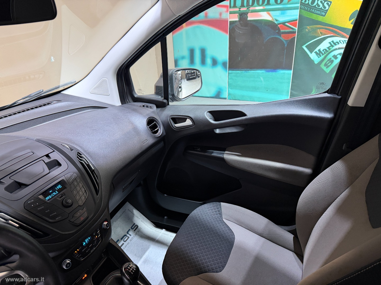 Tourneo Connect 1.0 EcoBoost Plus *5 POSTI*DOPPIA PORTA*VETRI SCURI* - immagine 37