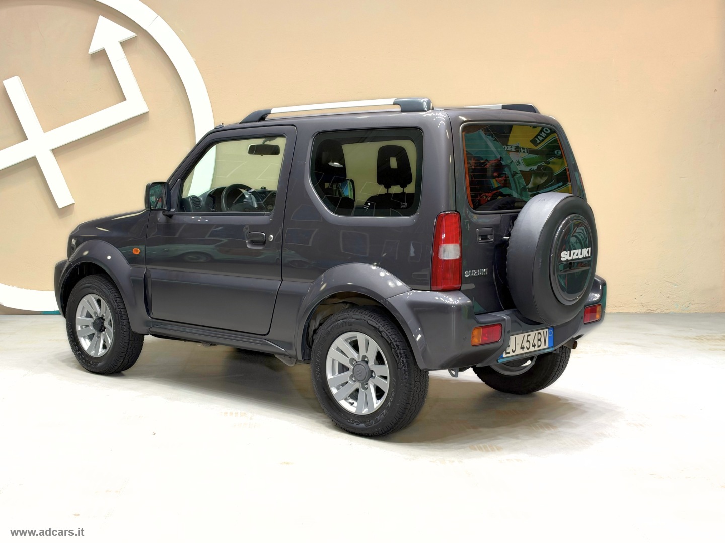 Jimny 1.3 4WD A/T Evolution *GPL*CAMBIO AUT.*SENSORI* - immagine 37