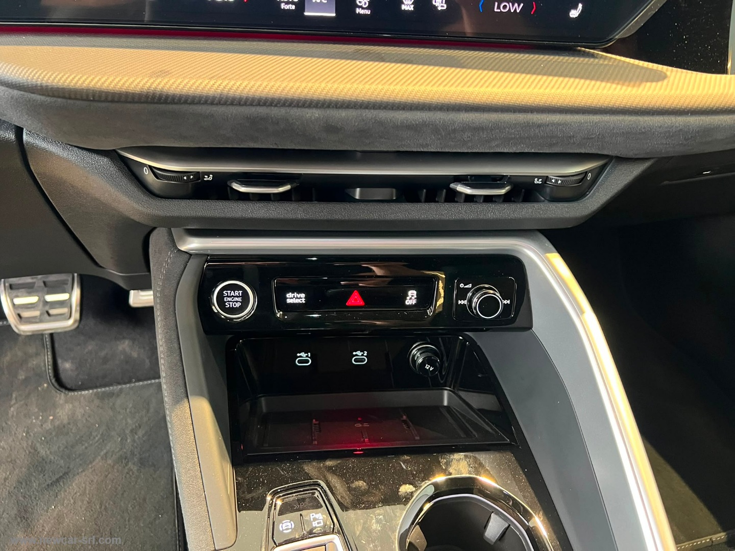 Q5 TDi S tronic quat. Launch ed. S line - immagine 37