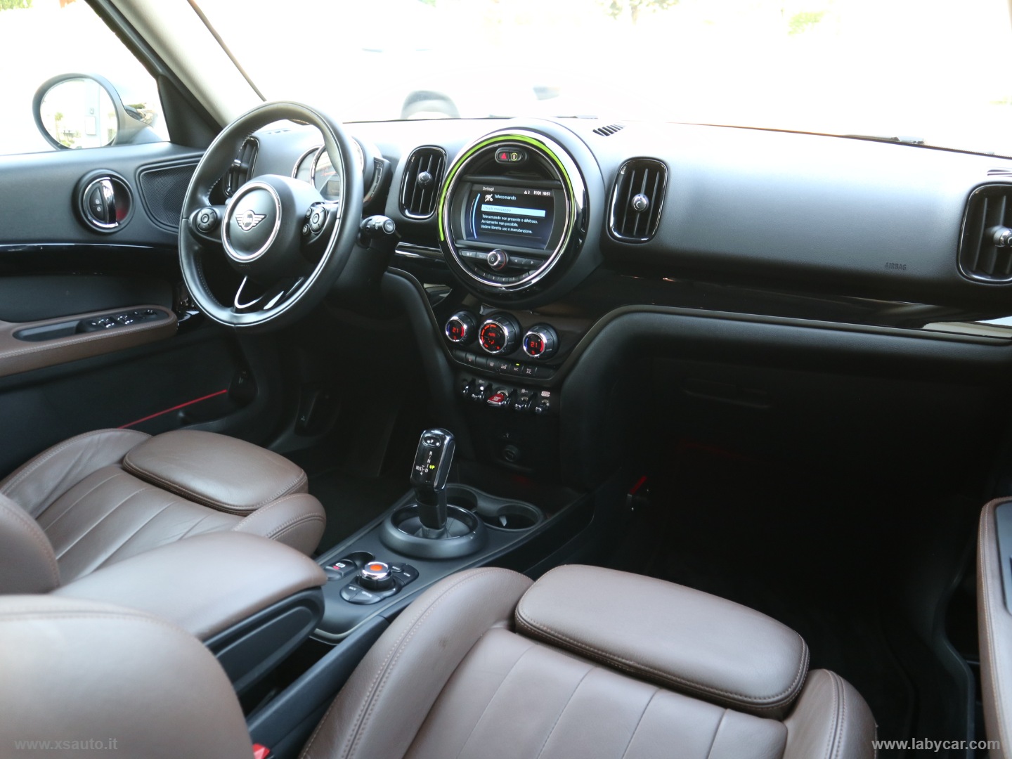 Mini Cooper SD Business Countryman ALL4 - immagine 37