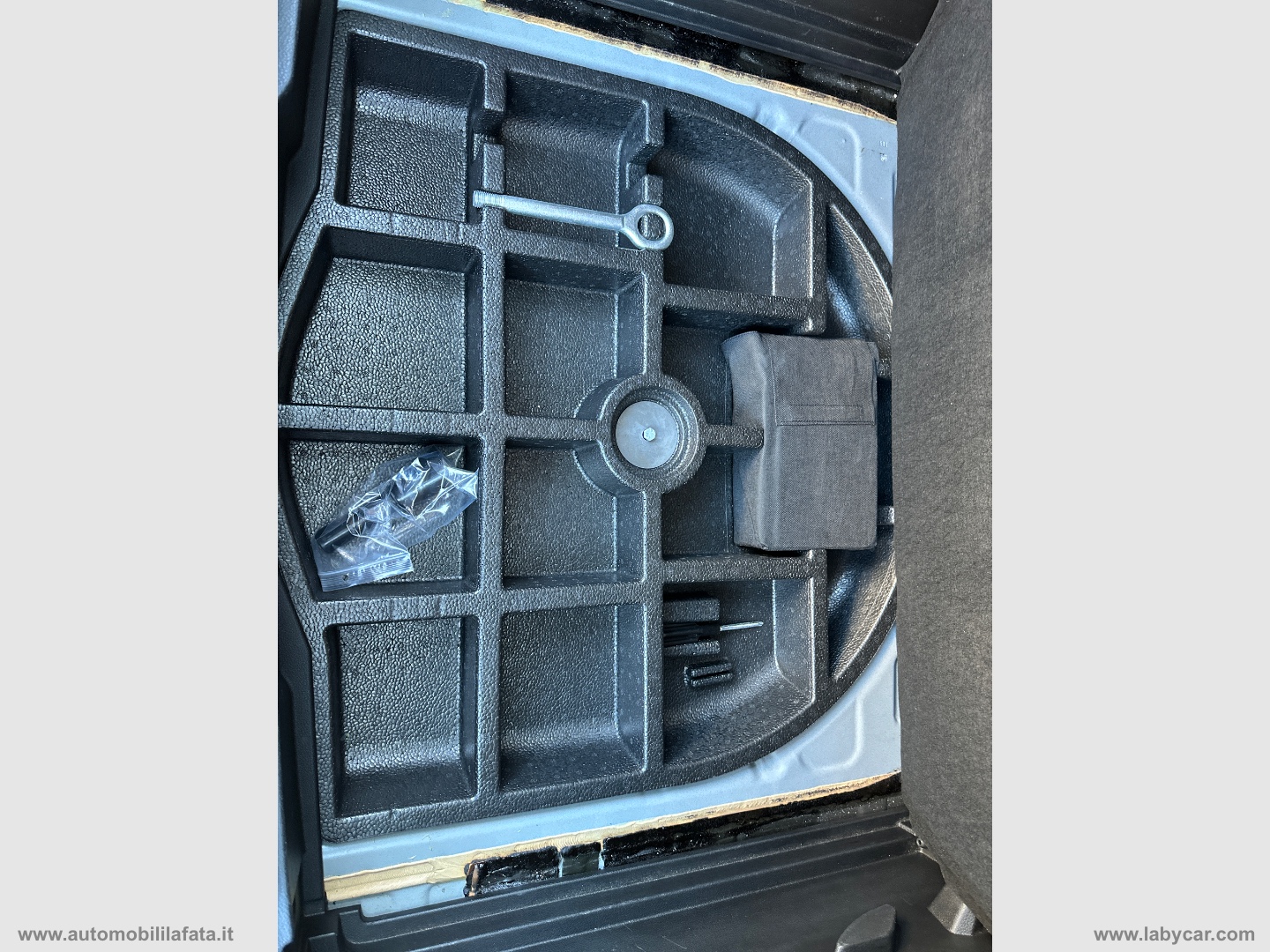 Renegade 1.6 Mjt Sport - immagine 37