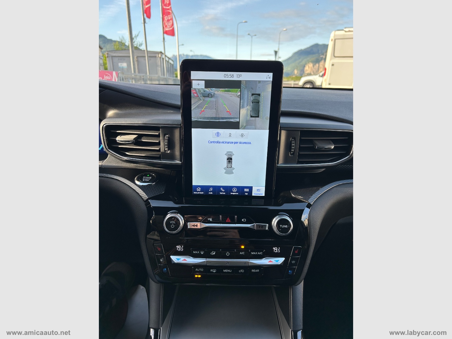 Explorer 3.0 PHEV 457 CV A10 AWD ST Line - immagine 37