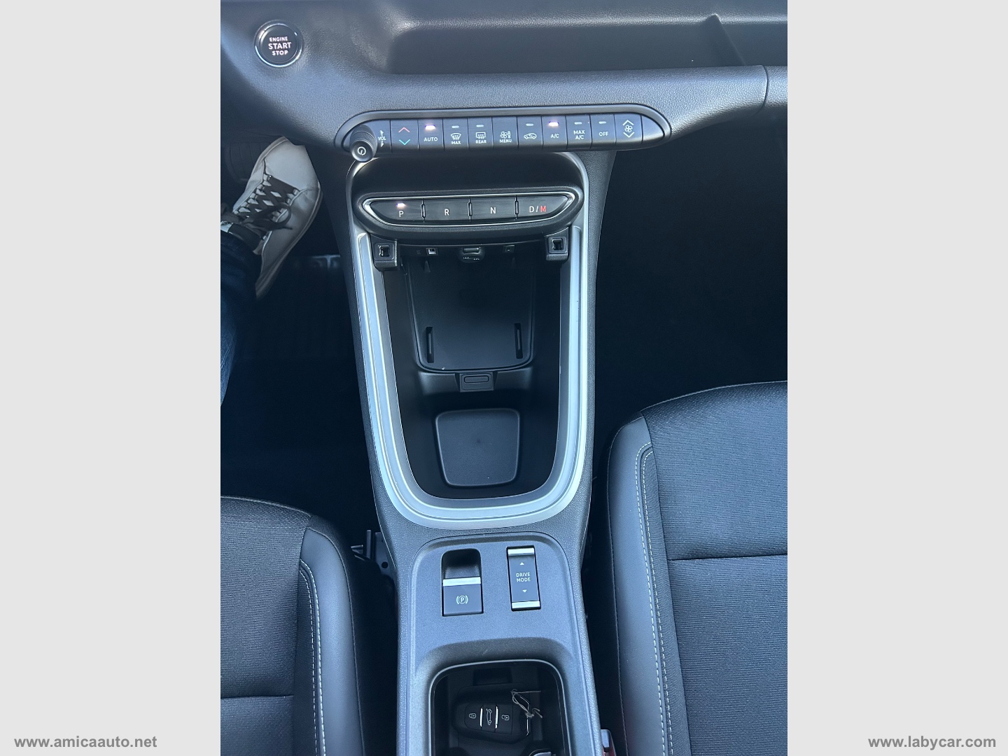 Avenger 1.2 Turbo 110CV e-Hybr. Summit VERNICE BICOLORE GRIGIO STORM/TETTO NERO - immagine 37
