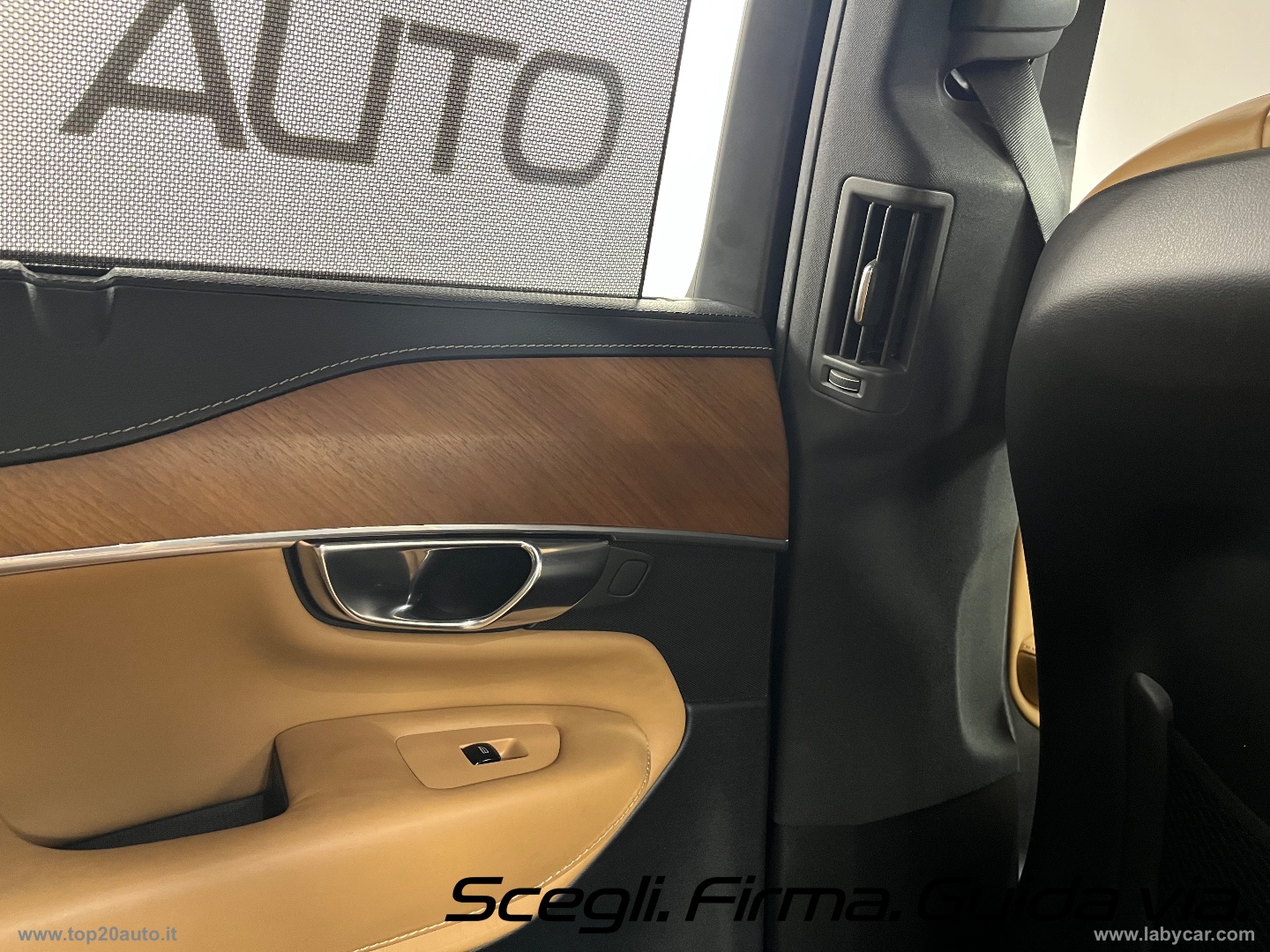 XC90 D5 AWD Geartronic Inscription|TOTAL BLACK|PELLE TOTALE - immagine 37