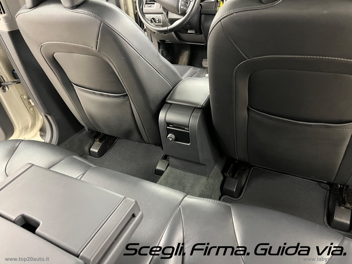 XC60 D5 AWD Geartronic Summum|TETTO|PELLE - immagine 37