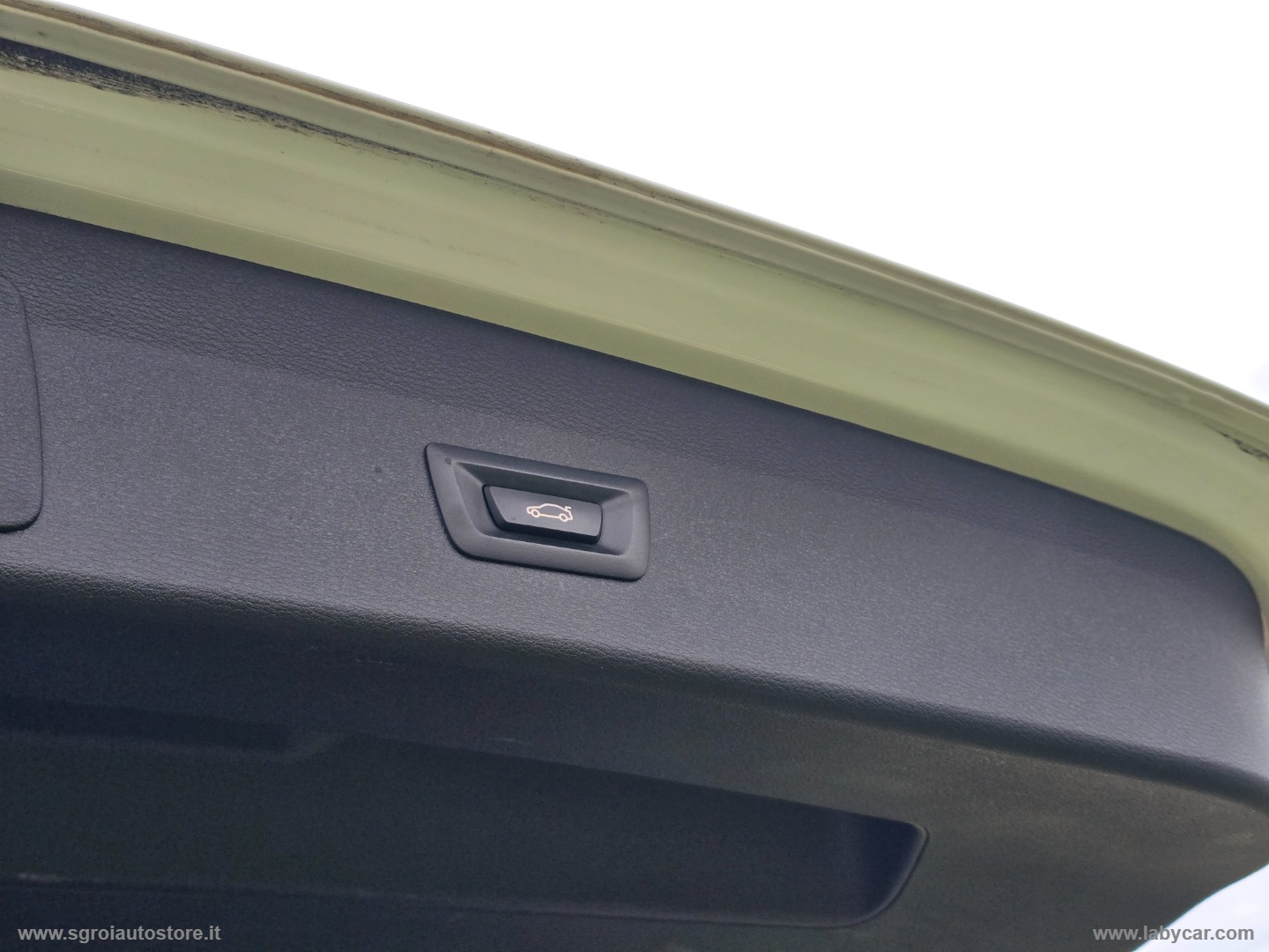 X1 xDrive18d xLine Plus - immagine 37